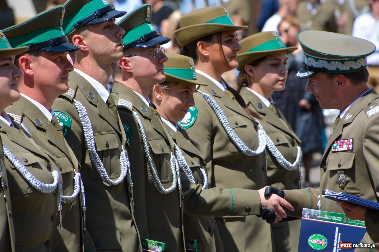 Zdjęcie w galerii na portalu naszraciborz.pl: Śląska Straż Graniczna świętowała na raciborskim zamku [FOTO i WIDEO] wiadomości z regionu