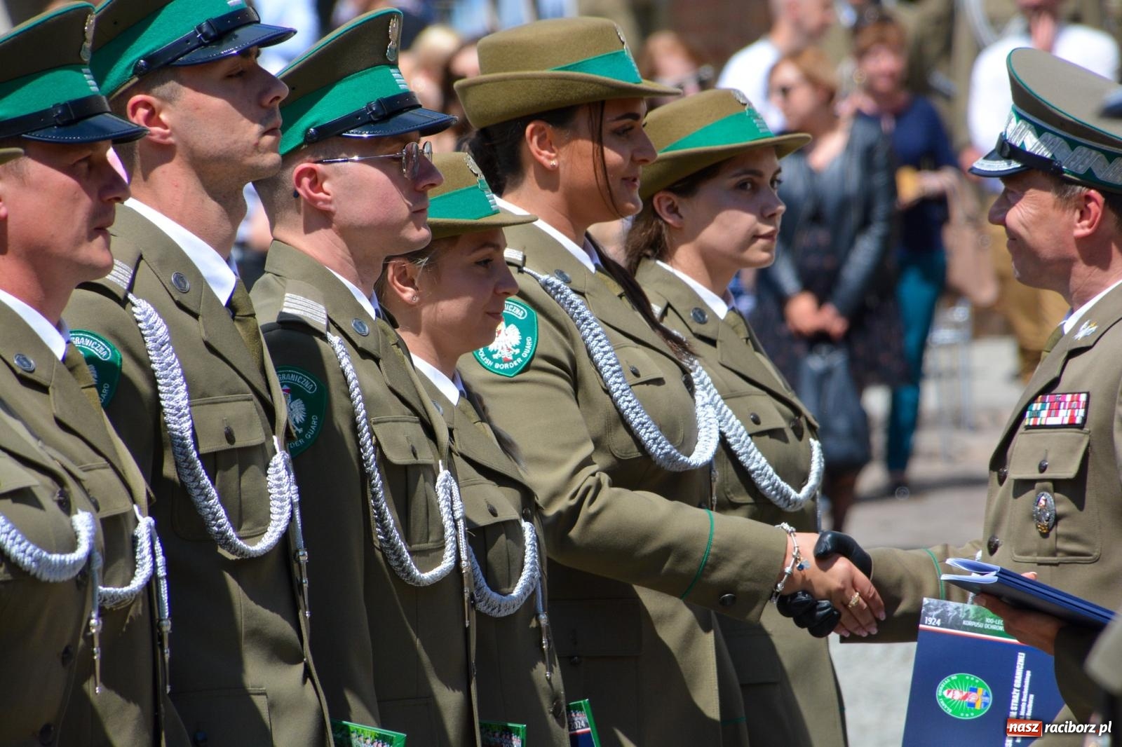 Zdjęcie w galerii na portalu naszraciborz.pl: Śląska Straż Graniczna świętowała na raciborskim zamku [FOTO i WIDEO] wiadomości z regionu