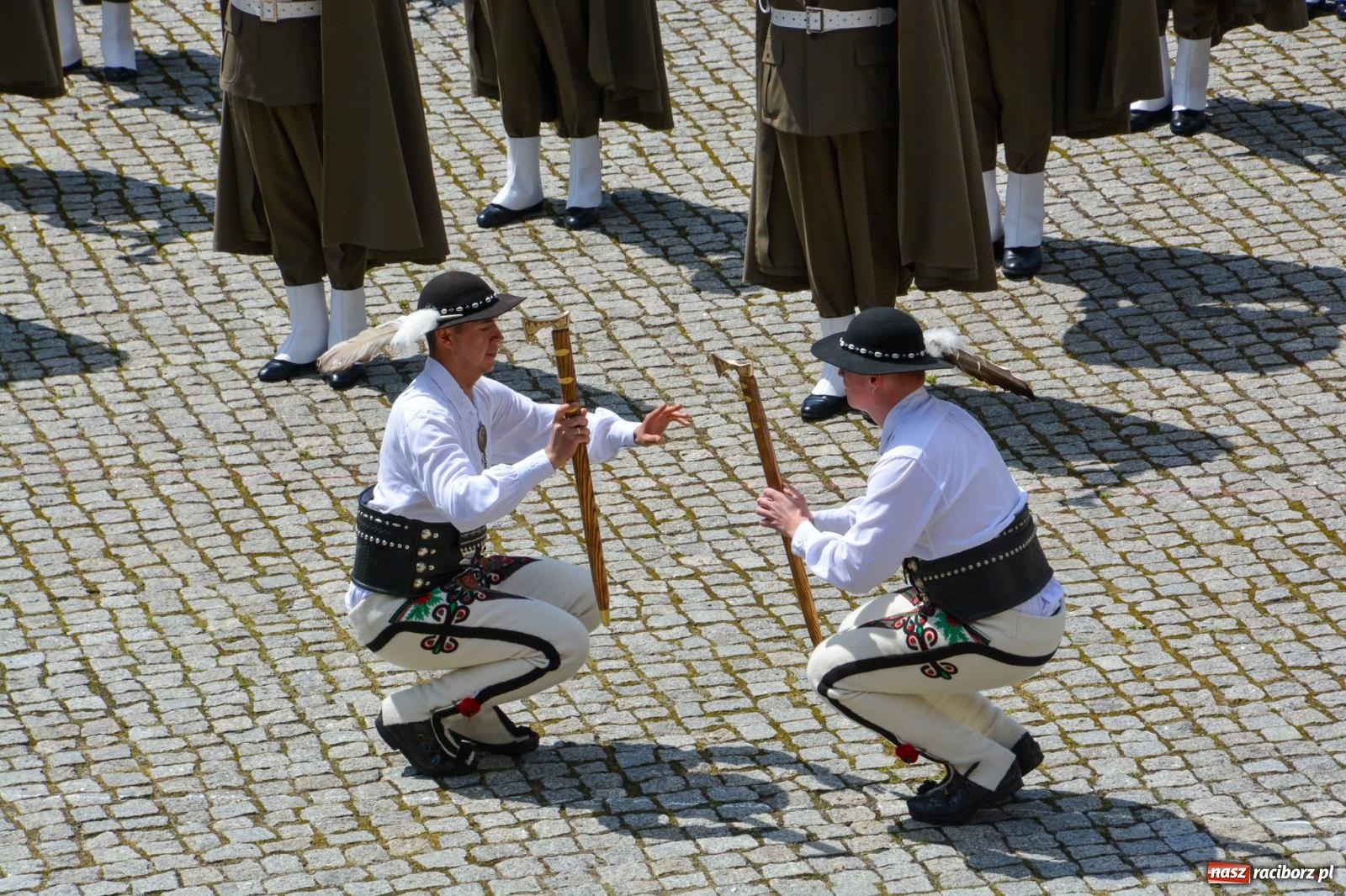 Zdjęcie w galerii na portalu naszraciborz.pl: Śląska Straż Graniczna świętowała na raciborskim zamku [FOTO i WIDEO] wiadomości z regionu