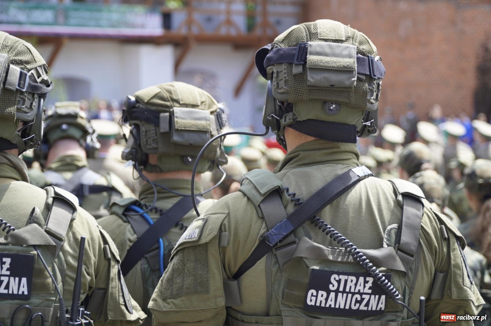 Zdjęcie w galerii na portalu naszraciborz.pl: Śląska Straż Graniczna świętowała na raciborskim zamku [FOTO i WIDEO] wiadomości z regionu