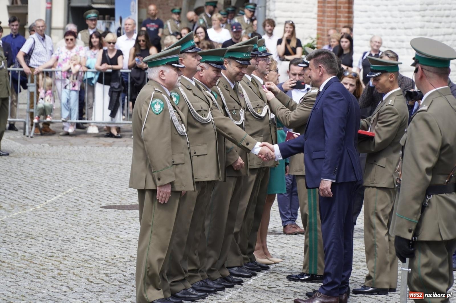 Zdjęcie w galerii na portalu naszraciborz.pl: Śląska Straż Graniczna świętowała na raciborskim zamku [FOTO i WIDEO] wiadomości z regionu