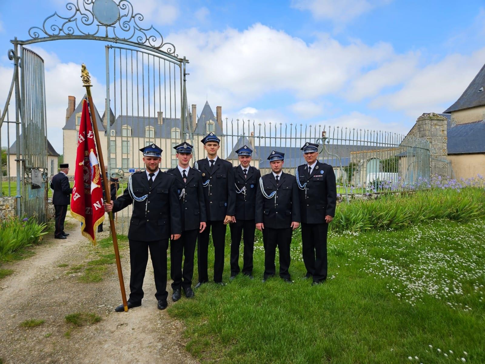 Zdjęcie w galerii na portalu naszraciborz.pl: Strażacy z OSP Miedonia z partnerską wizytą we Francji wiadomości z regionu