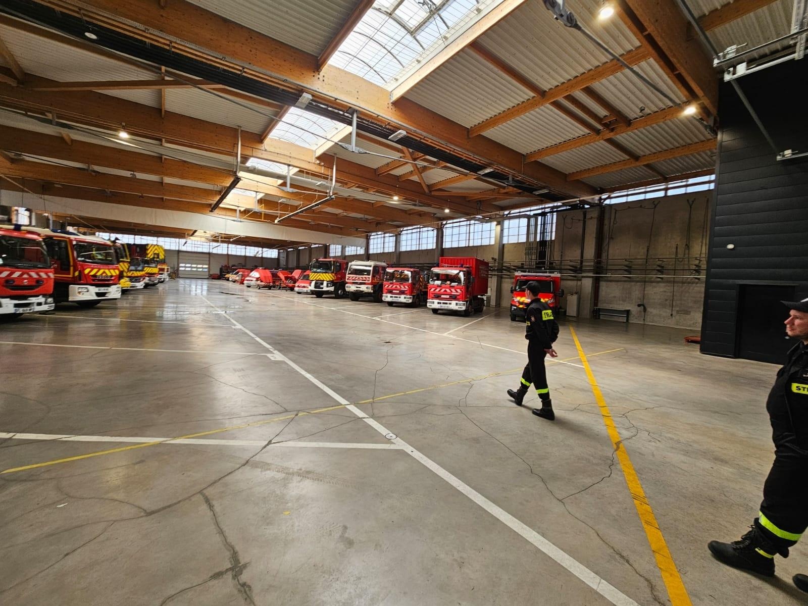 Zdjęcie w galerii na portalu naszraciborz.pl: Strażacy z OSP Miedonia z partnerską wizytą we Francji wiadomości z regionu