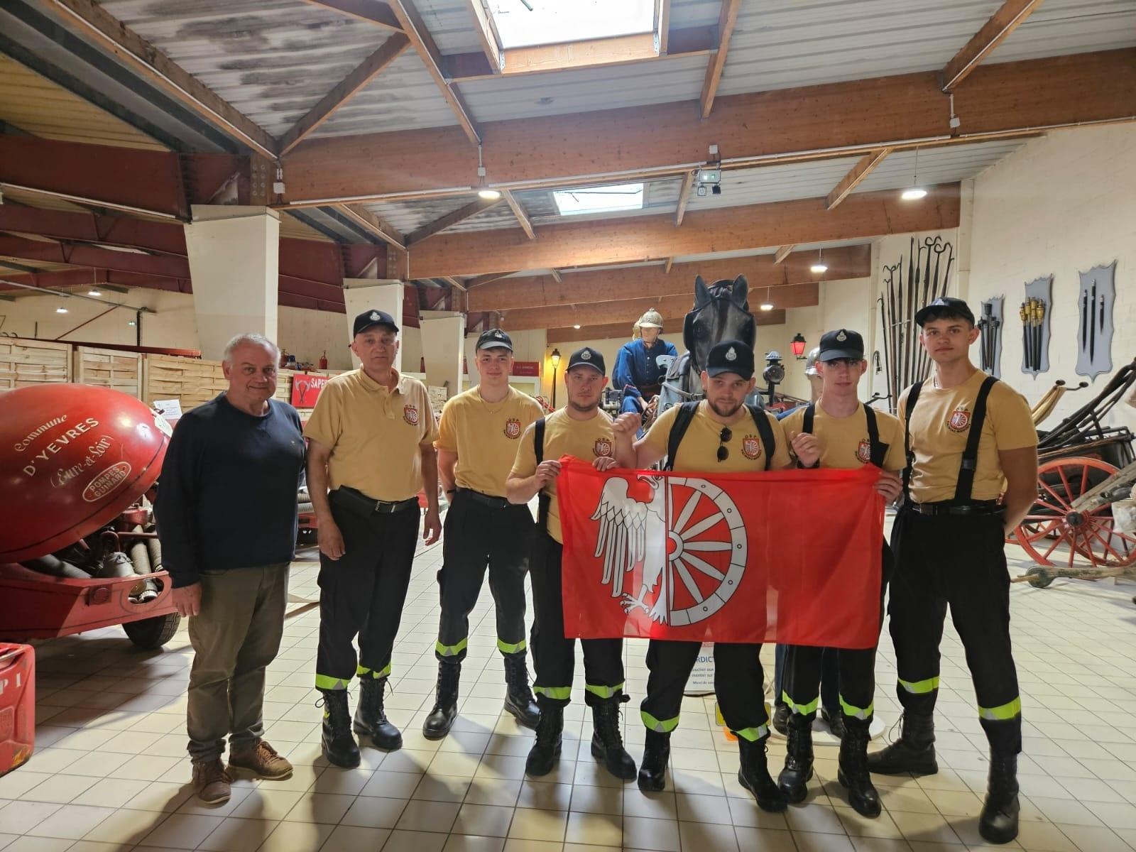 Zdjęcie w galerii na portalu naszraciborz.pl: Strażacy z OSP Miedonia z partnerską wizytą we Francji wiadomości z regionu