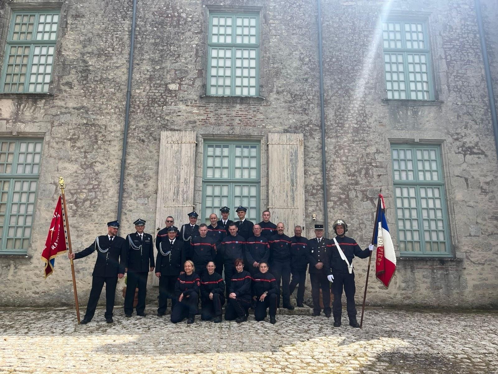 Zdjęcie w galerii na portalu naszraciborz.pl: Strażacy z OSP Miedonia z partnerską wizytą we Francji wiadomości z regionu