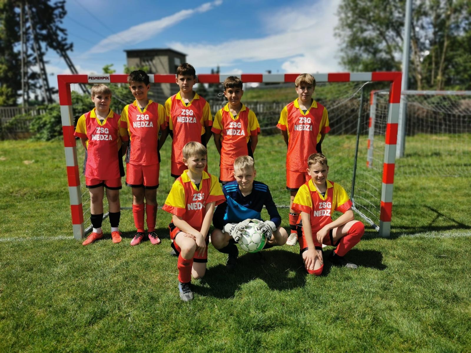 Zdjęcie w galerii na portalu naszraciborz.pl: Igrzyska Dzieci w piłce nożnej w Nędzy wiadomości z regionu