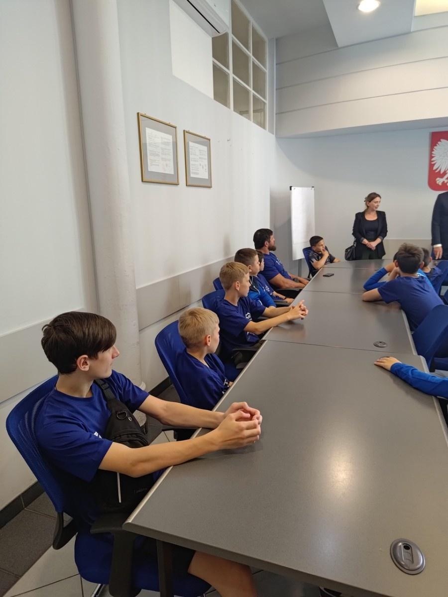 Zdjęcie w galerii na portalu naszraciborz.pl: Młodzi sportowcy z wymiany niemiecko-ukraińskiej gościli w raciborskim magistracie wiadomości z regionu