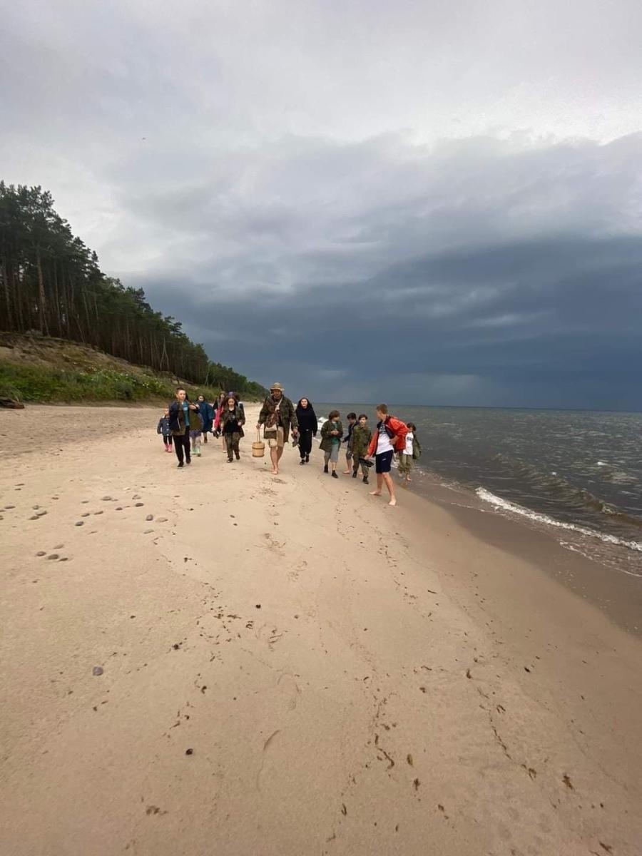 Zdjęcie w galerii na portalu naszraciborz.pl: ZWIADOWCY nad morzem. Kolonie w Pleśnej wiadomości z regionu