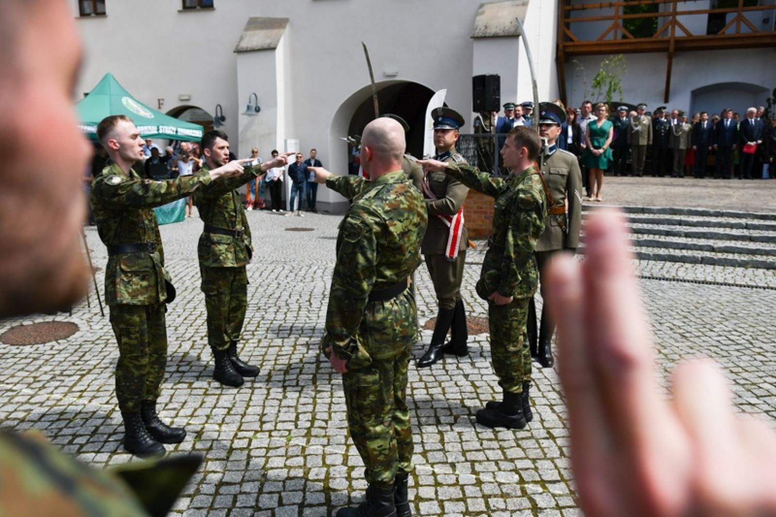 Zdjęcie w galerii na portalu naszraciborz.pl: Obchody 33. rocznicy powstania Straży Granicznej w ŚlOSG na bis! wiadomości z regionu