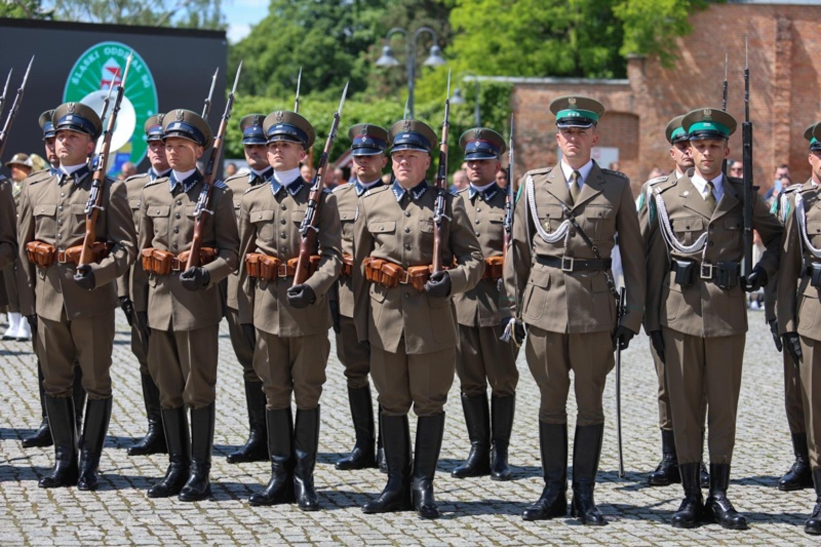 Zdjęcie w galerii na portalu naszraciborz.pl: Obchody 33. rocznicy powstania Straży Granicznej w ŚlOSG na bis! wiadomości z regionu