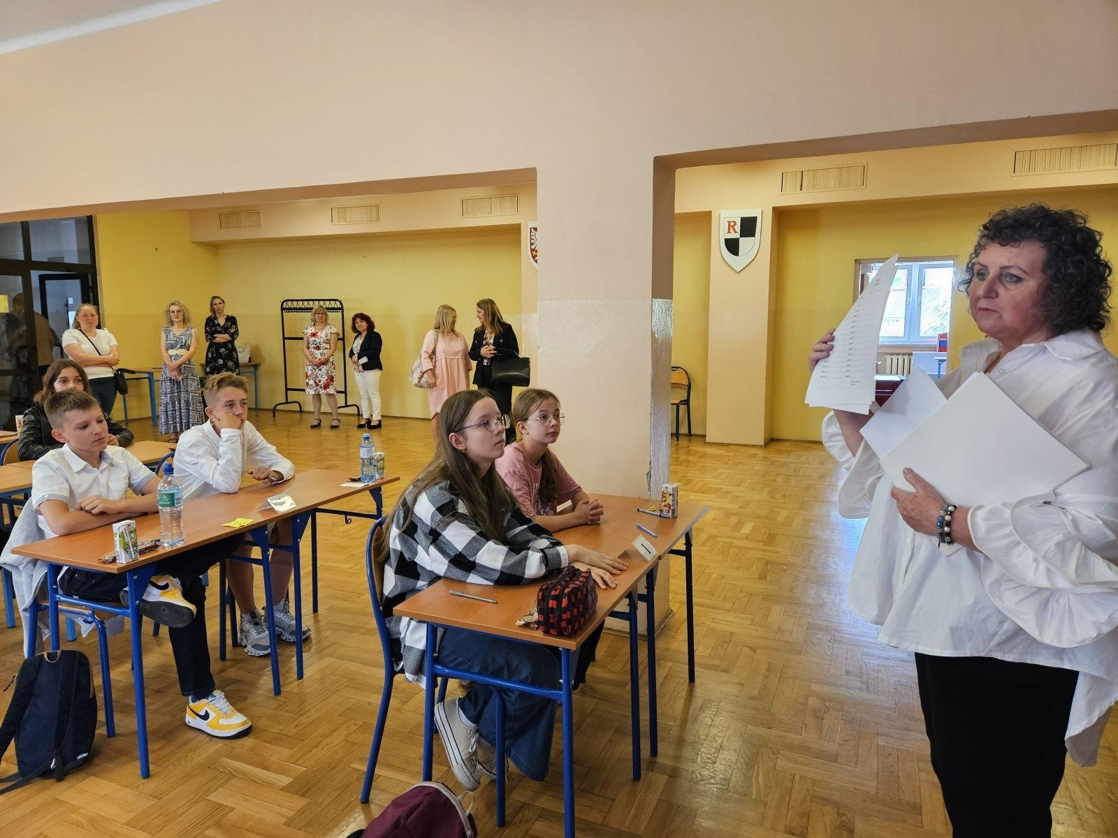 Zdjęcie w galerii na portalu naszraciborz.pl: Uczniowie szkół podstawowych sprawdzili swój zakres wiedzy z matematyki i przyrody wiadomości z regionu