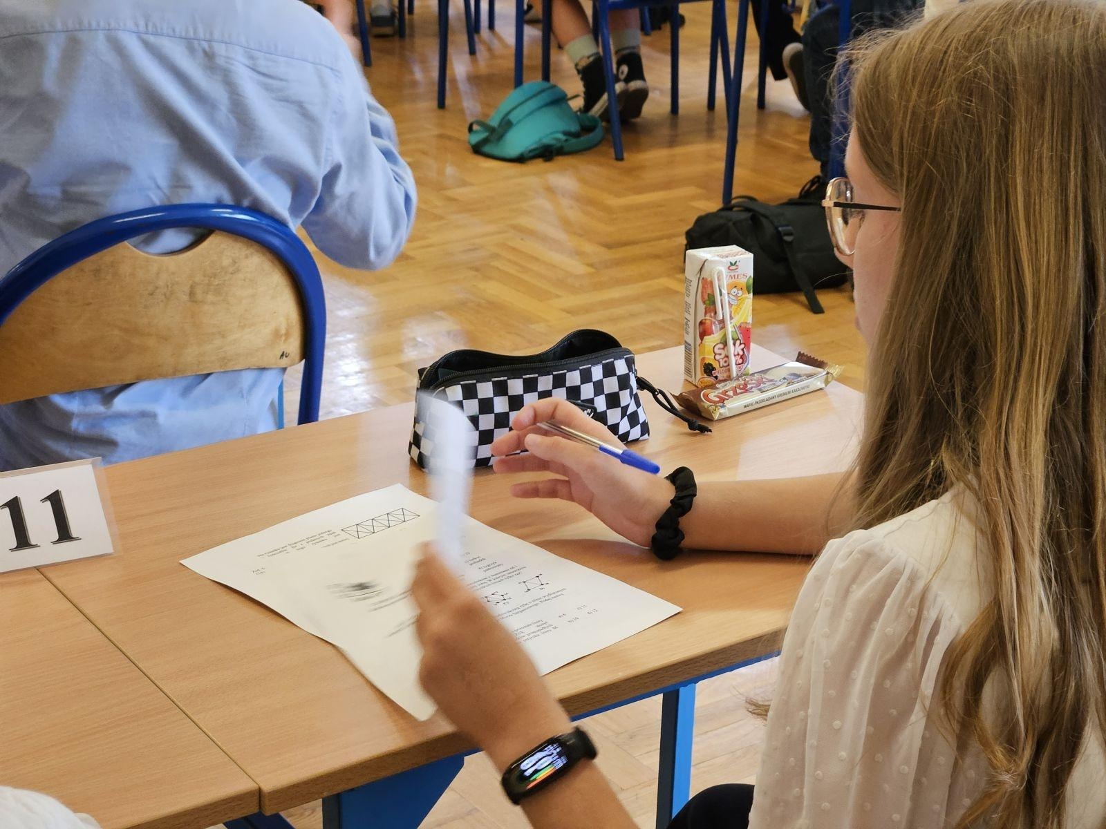 Zdjęcie w galerii na portalu naszraciborz.pl: Uczniowie szkół podstawowych sprawdzili swój zakres wiedzy z matematyki i przyrody wiadomości z regionu