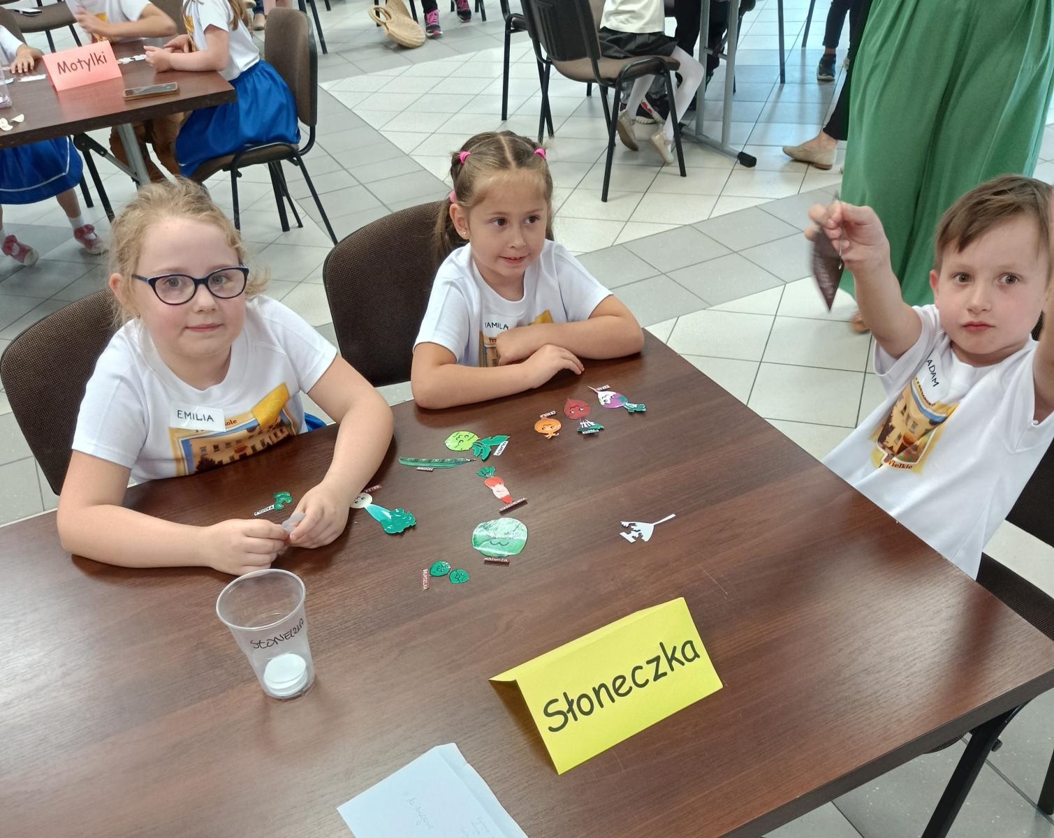 Zdjęcie w galerii na portalu naszraciborz.pl: Podróż do świata bajek. Gminny Konkurs Wiedzy Bajkowej w Pietrowicach Wielkich wiadomości z regionu