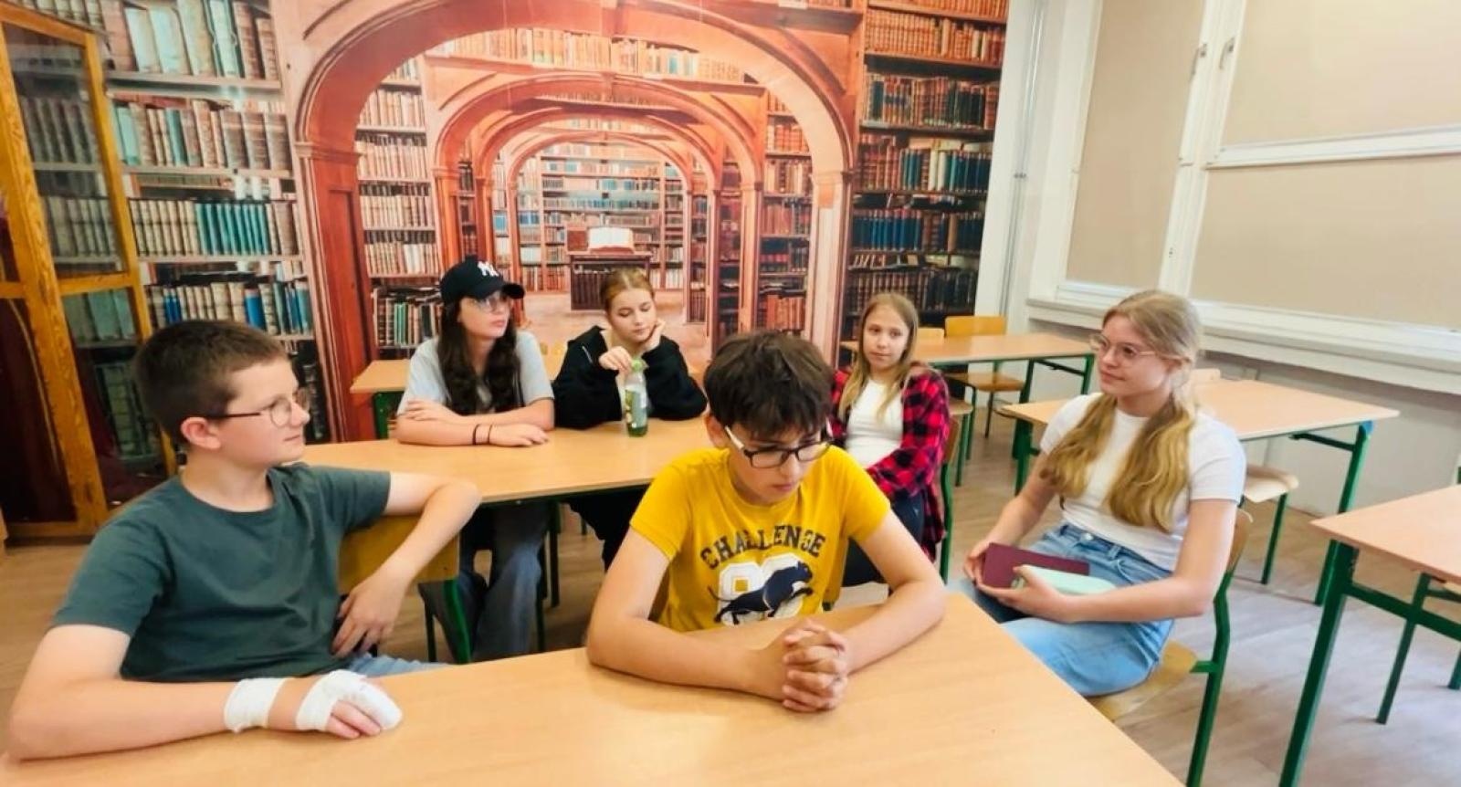 Zdjęcie w galerii na portalu naszraciborz.pl: Filmołaki. Zamek Piastowski zamienił się w plener filmowy wiadomości z regionu