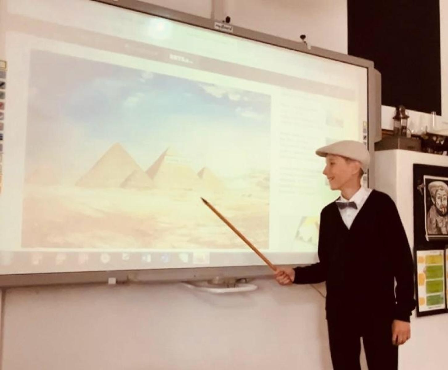 Zdjęcie w galerii na portalu naszraciborz.pl: Filmołaki. Zamek Piastowski zamienił się w plener filmowy wiadomości z regionu