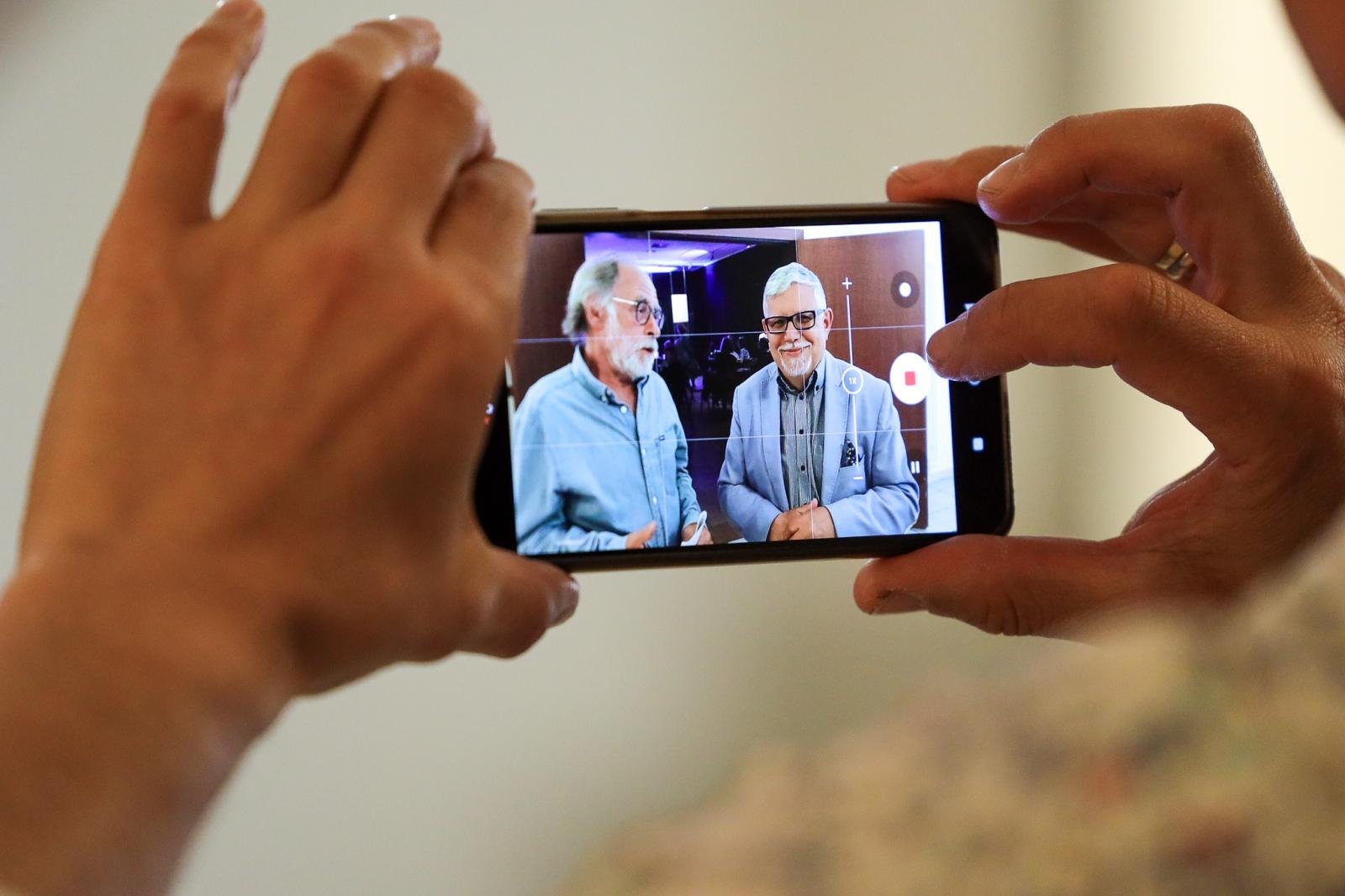 Zdjęcie w galerii na portalu naszraciborz.pl: Józef Maria Ruszar gościem Almanachu Prowincjonalnego wiadomości z regionu