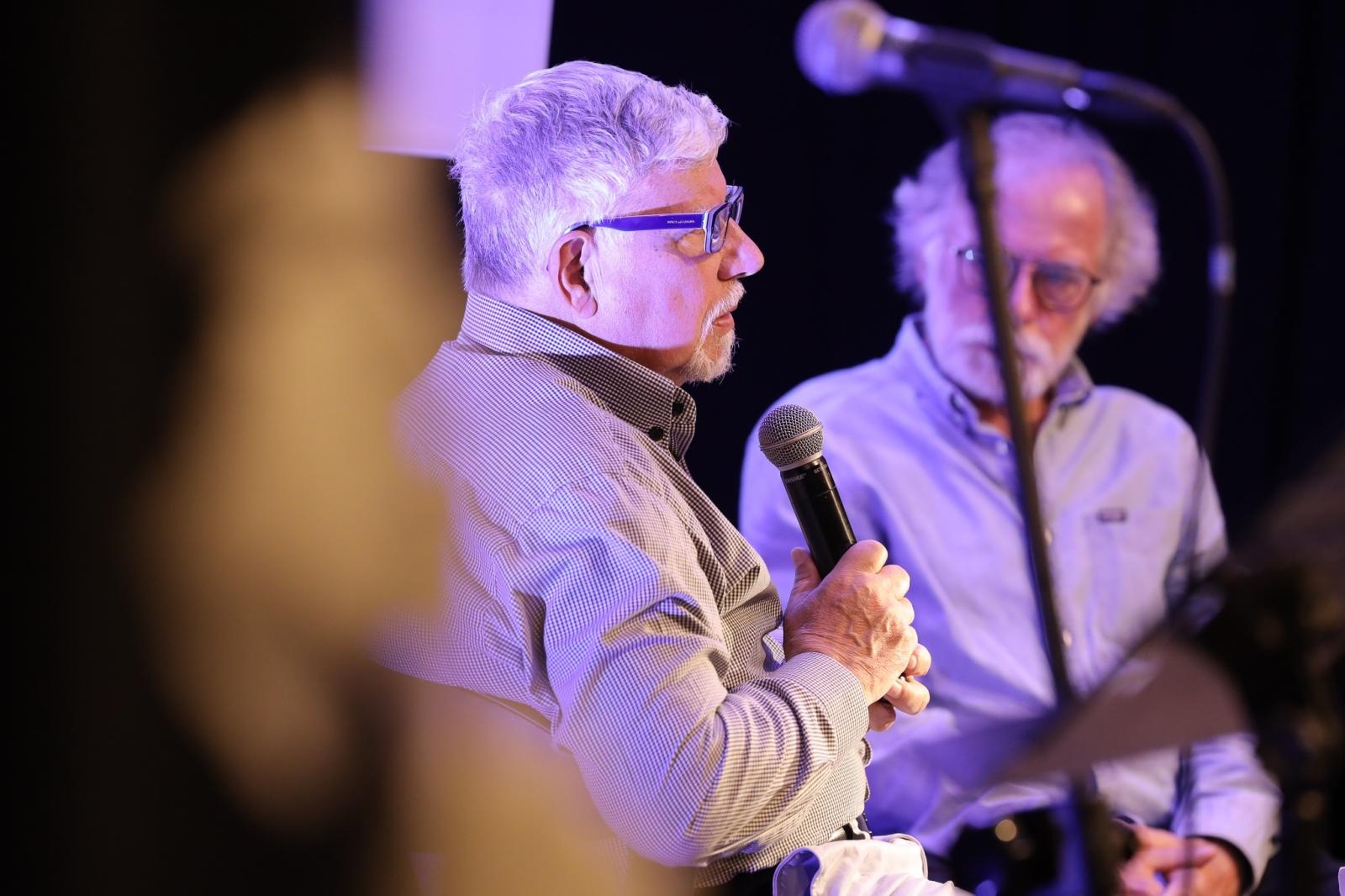 Zdjęcie w galerii na portalu naszraciborz.pl: Józef Maria Ruszar gościem Almanachu Prowincjonalnego wiadomości z regionu