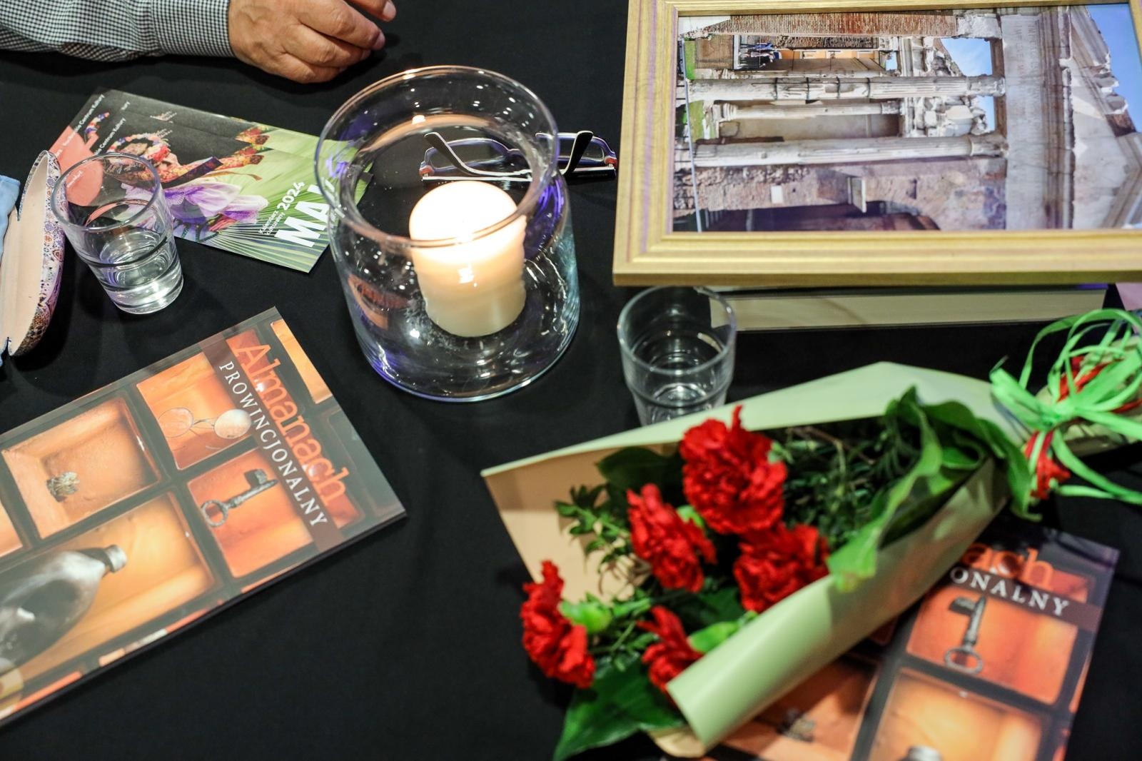 Zdjęcie w galerii na portalu naszraciborz.pl: Józef Maria Ruszar gościem Almanachu Prowincjonalnego wiadomości z regionu