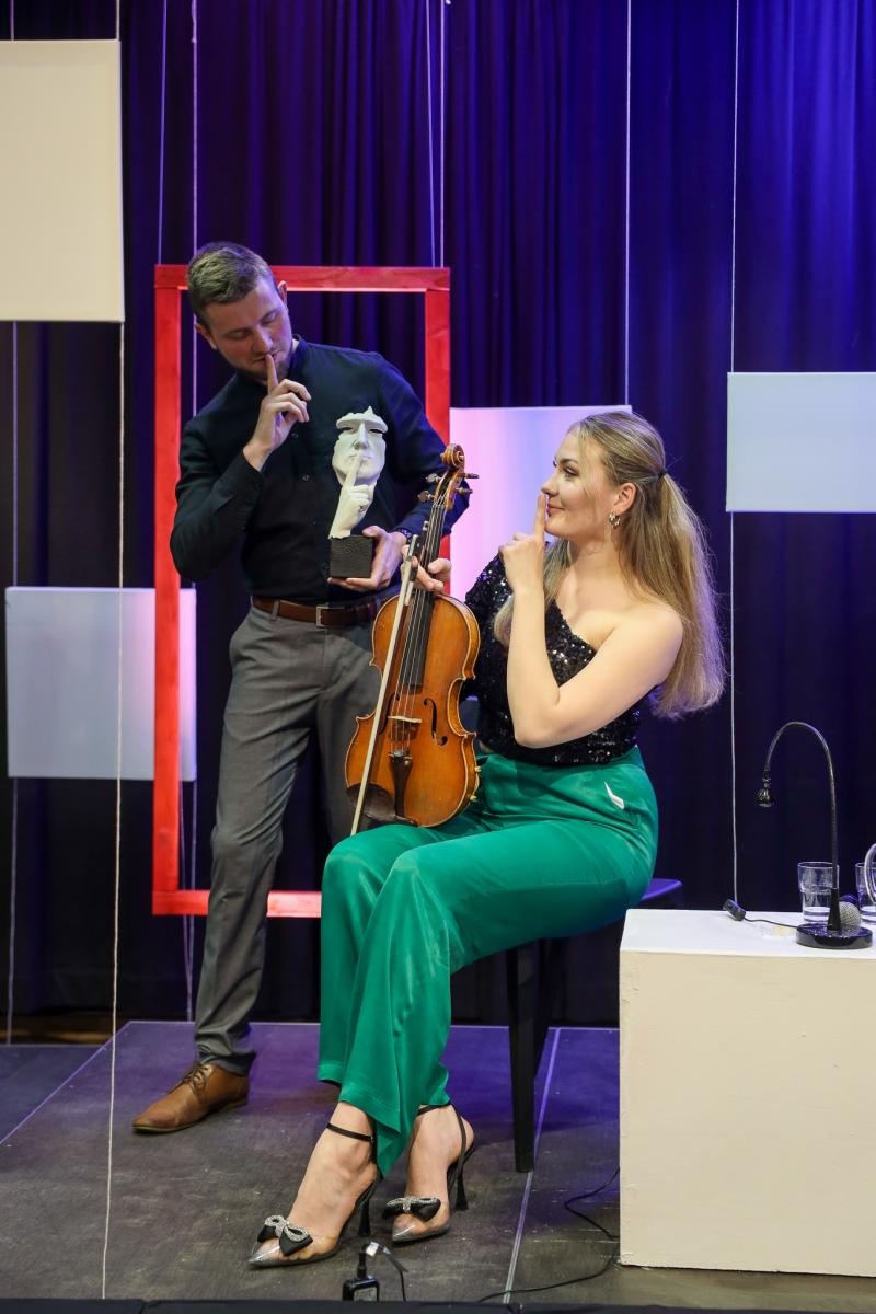 Zdjęcie w galerii na portalu naszraciborz.pl: Józef Maria Ruszar gościem Almanachu Prowincjonalnego wiadomości z regionu