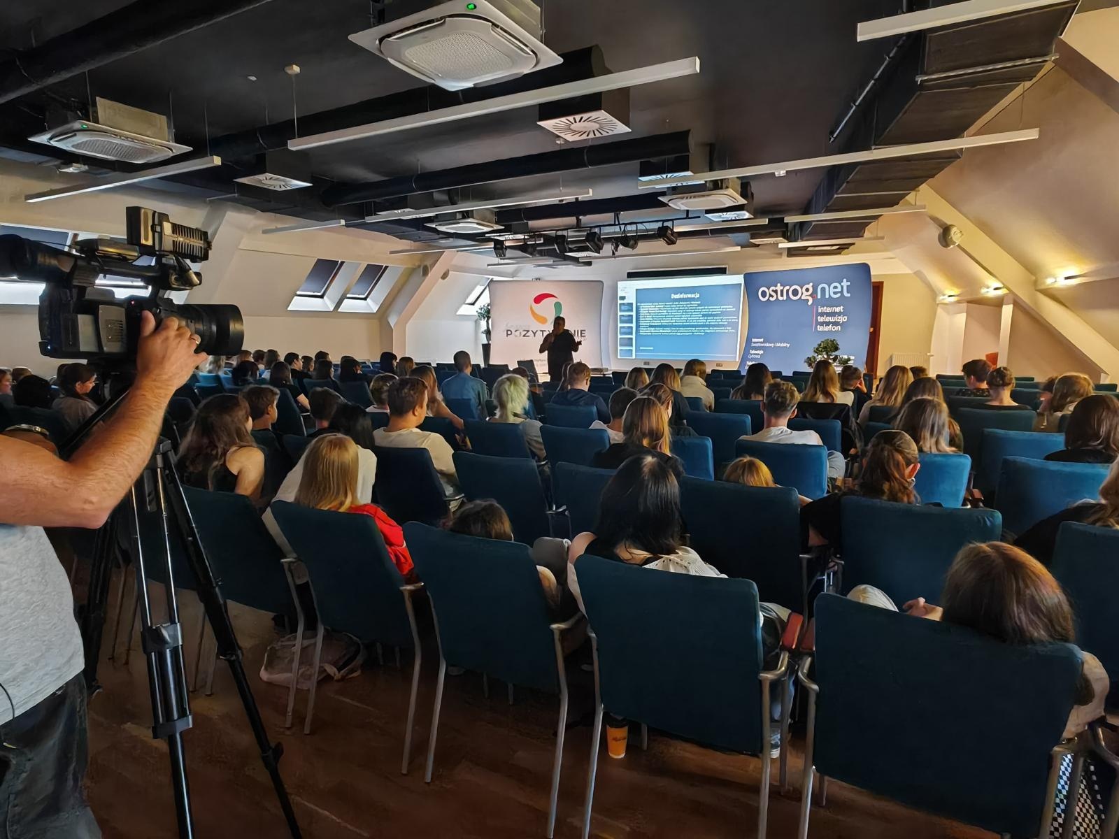 Zdjęcie w galerii na portalu naszraciborz.pl: 1300 uczniów przewinęło się przez zamek. Szkolono ich z cyberbezpieczeństwa wiadomości z regionu