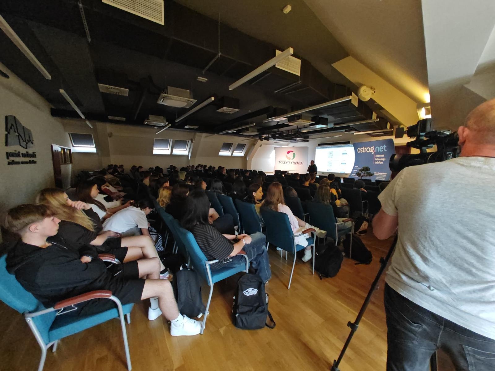 Zdjęcie w galerii na portalu naszraciborz.pl: 1300 uczniów przewinęło się przez zamek. Szkolono ich z cyberbezpieczeństwa wiadomości z regionu