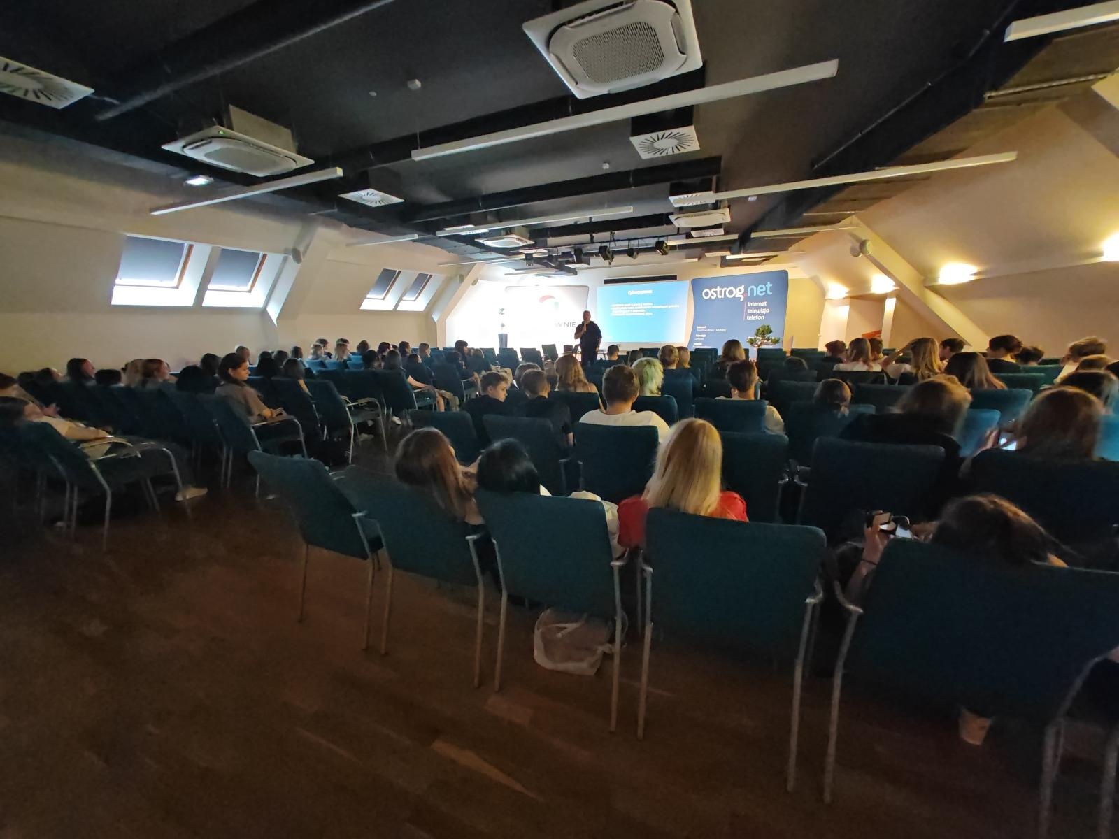 Zdjęcie w galerii na portalu naszraciborz.pl: 1300 uczniów przewinęło się przez zamek. Szkolono ich z cyberbezpieczeństwa wiadomości z regionu