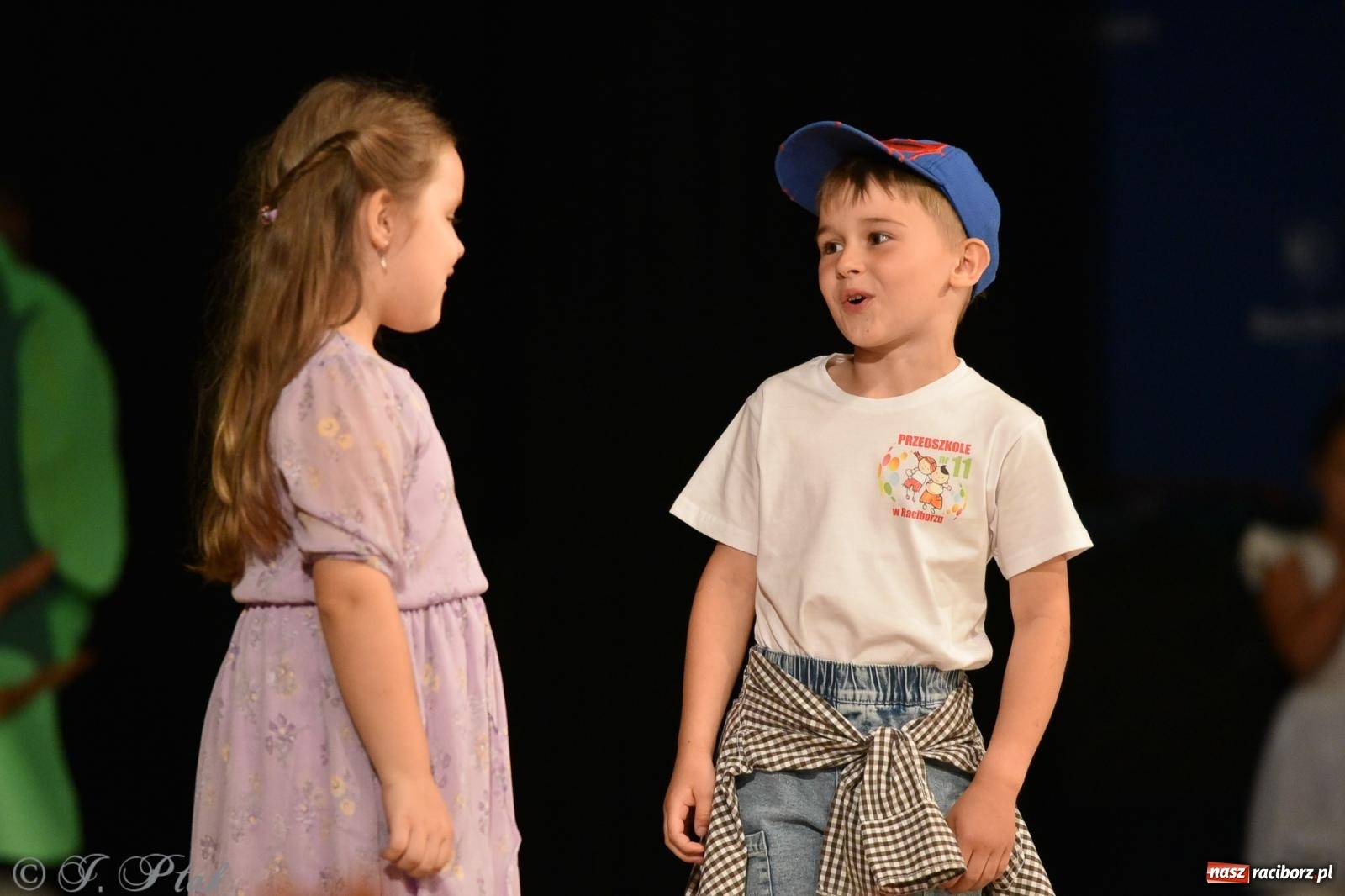 Zdjęcie w galerii na portalu naszraciborz.pl: Królewna Śnieżka na 50. urodziny Przedszkola nr 11 wiadomości z regionu