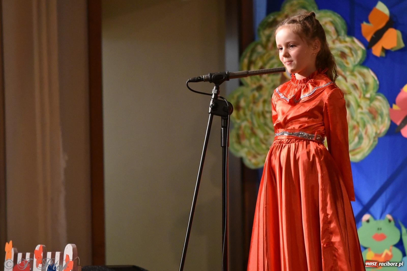 Zdjęcie w galerii na portalu naszraciborz.pl: Królewna Śnieżka na 50. urodziny Przedszkola nr 11 wiadomości z regionu