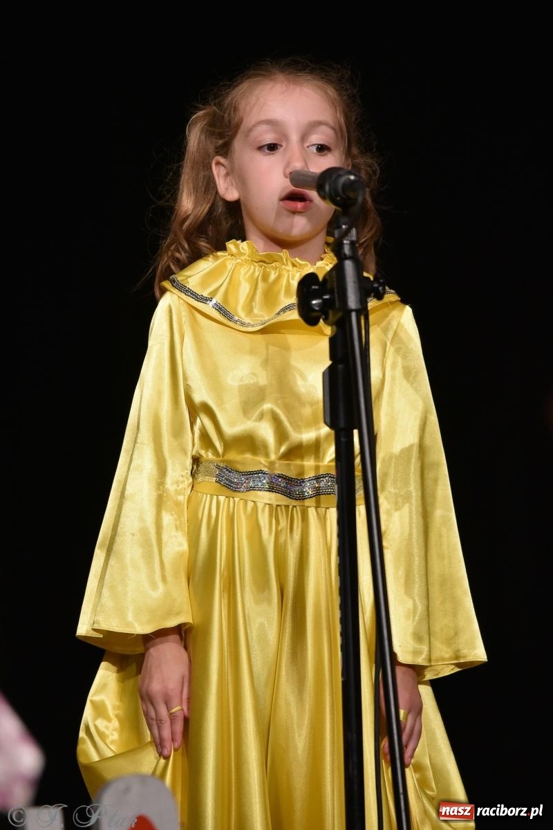 Zdjęcie w galerii na portalu naszraciborz.pl: Królewna Śnieżka na 50. urodziny Przedszkola nr 11 wiadomości z regionu