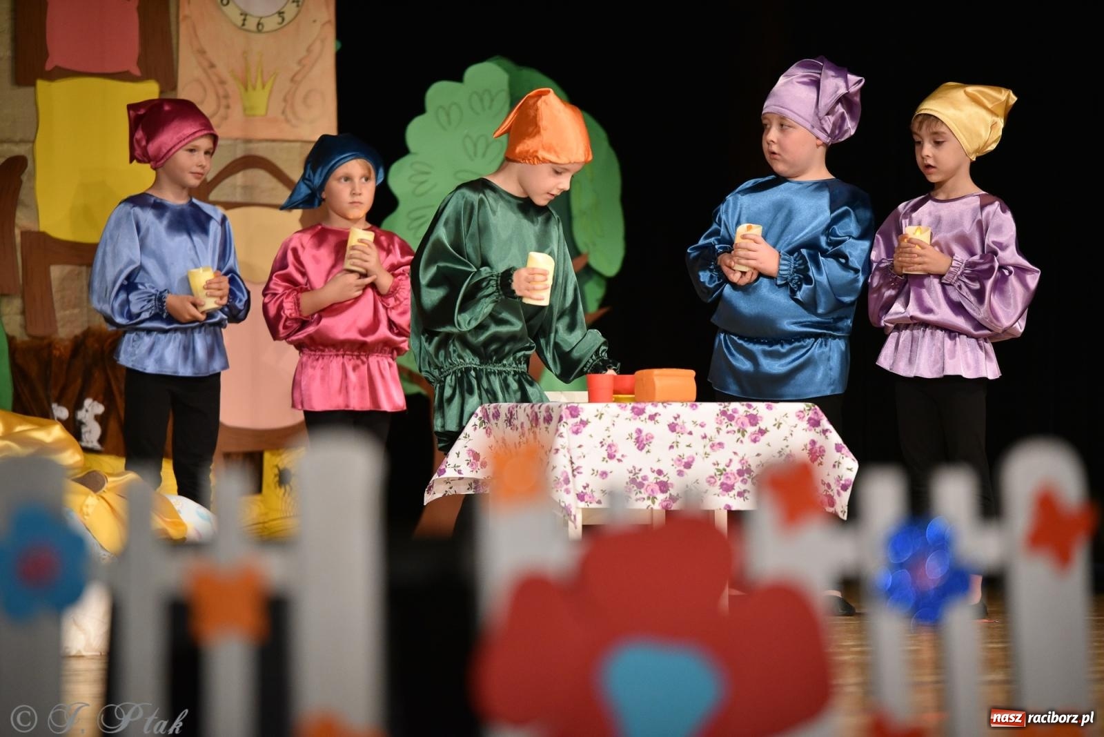 Zdjęcie w galerii na portalu naszraciborz.pl: Królewna Śnieżka na 50. urodziny Przedszkola nr 11 wiadomości z regionu