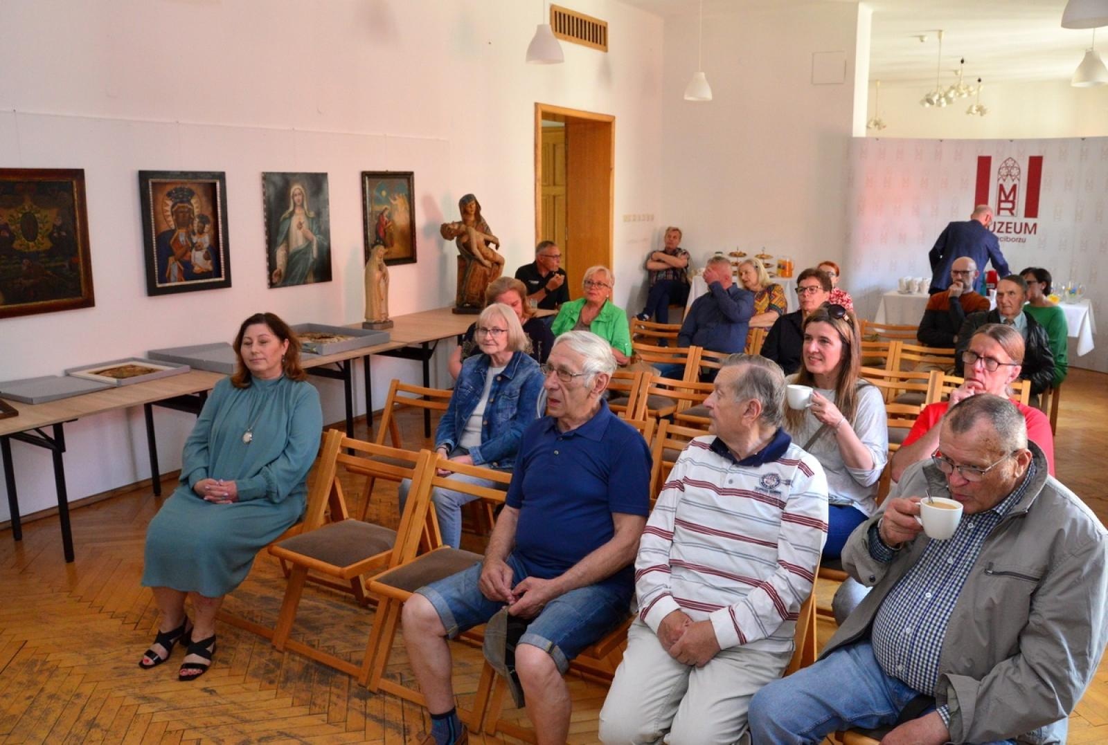 Zdjęcie w galerii na portalu naszraciborz.pl: Maryjne akcenty w raciborskim Muzeum wiadomości z regionu