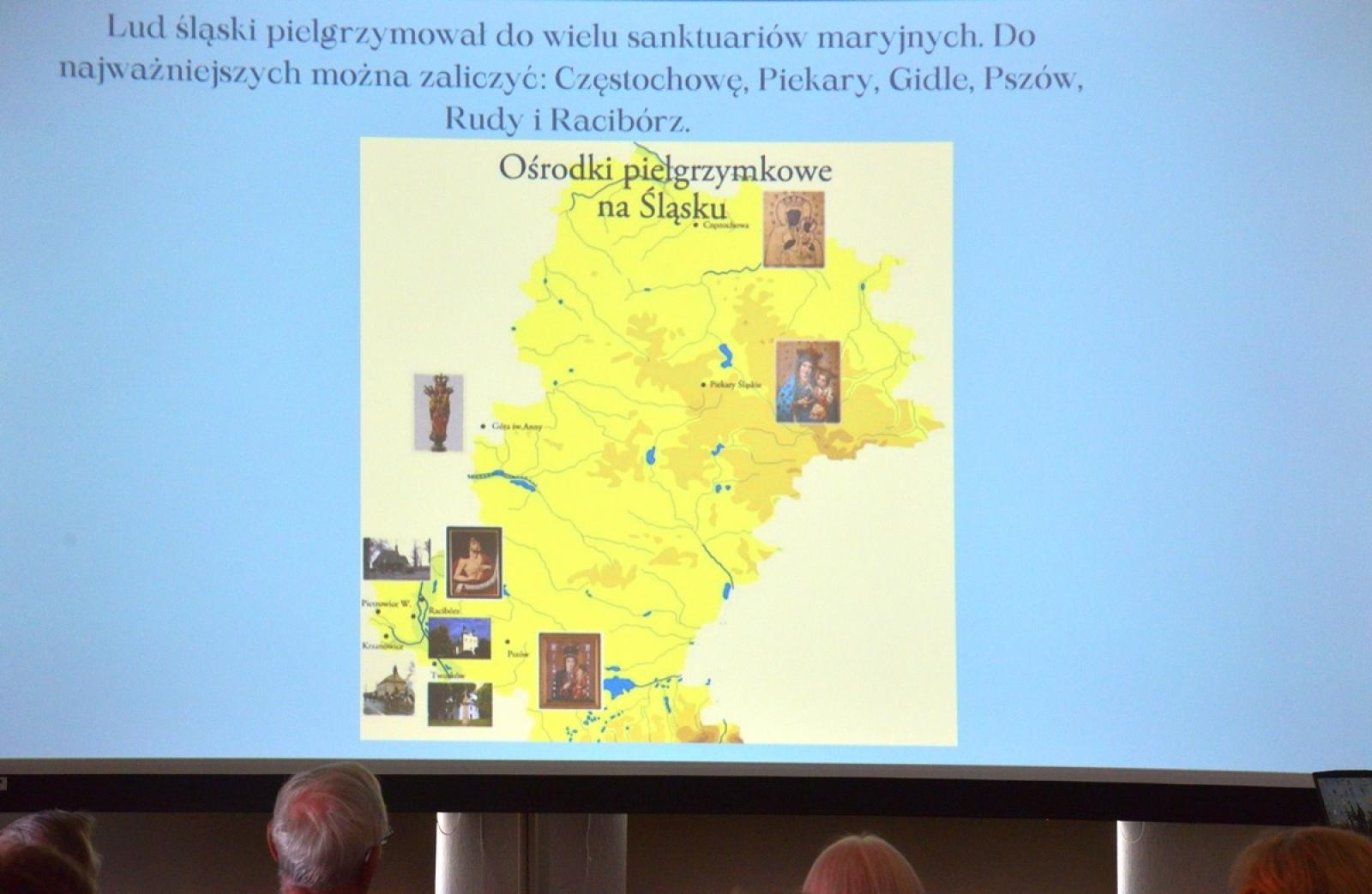 Zdjęcie w galerii na portalu naszraciborz.pl: Maryjne akcenty w raciborskim Muzeum wiadomości z regionu