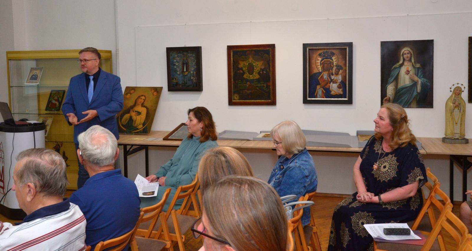 Zdjęcie w galerii na portalu naszraciborz.pl: Maryjne akcenty w raciborskim Muzeum wiadomości z regionu
