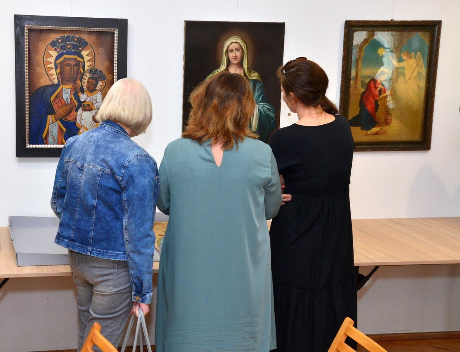 Zdjęcie w galerii na portalu naszraciborz.pl: Maryjne akcenty w raciborskim Muzeum wiadomości z regionu