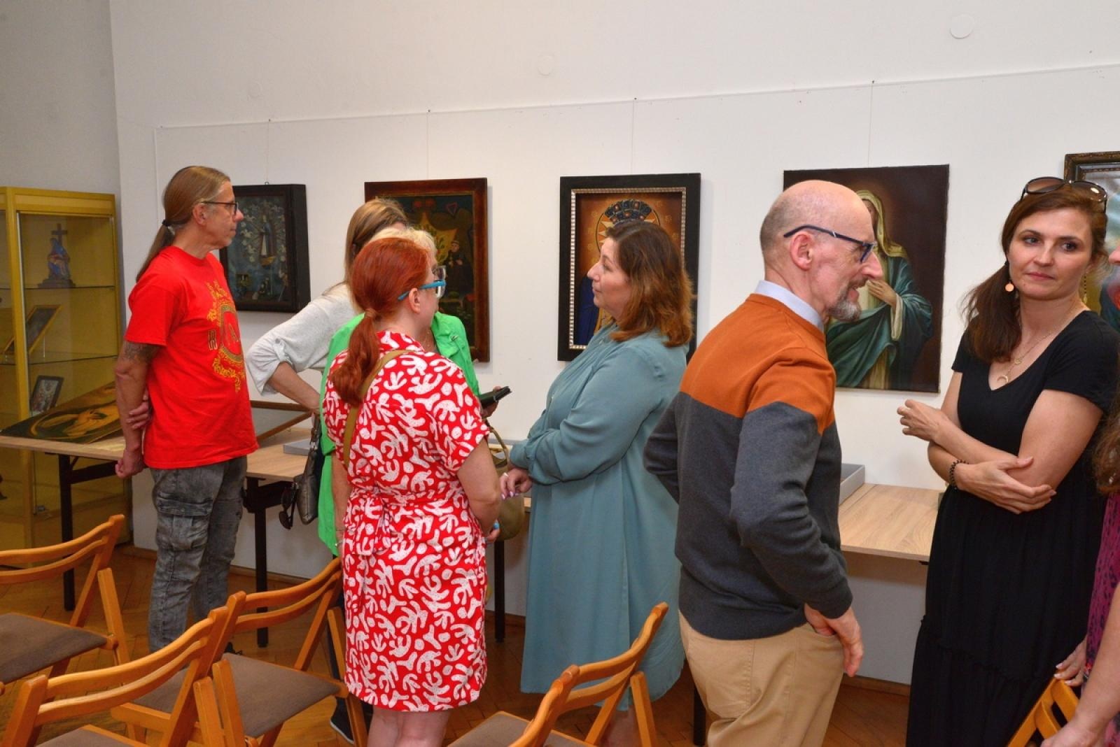 Zdjęcie w galerii na portalu naszraciborz.pl: Maryjne akcenty w raciborskim Muzeum wiadomości z regionu