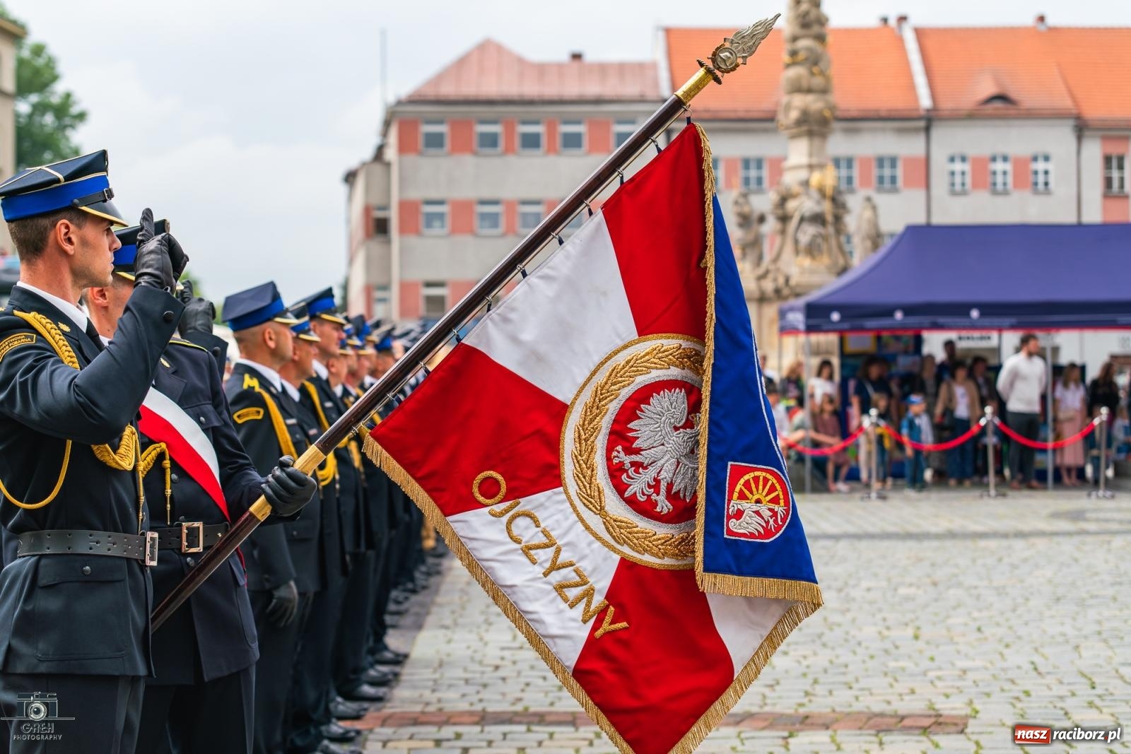 Zdjęcie w galerii na portalu naszraciborz.pl: Strażackie święto na raciborskim Rynku [FOTO i WIDEO] wiadomości z regionu
