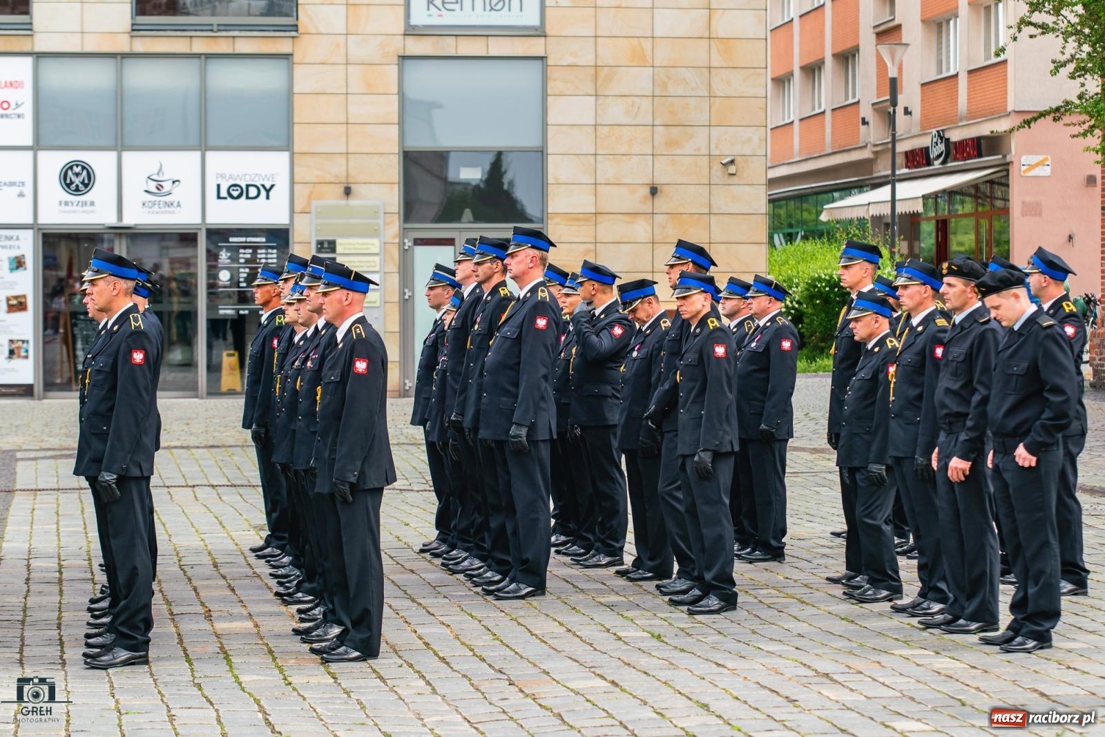 Zdjęcie w galerii na portalu naszraciborz.pl: Strażackie święto na raciborskim Rynku [FOTO i WIDEO] wiadomości z regionu