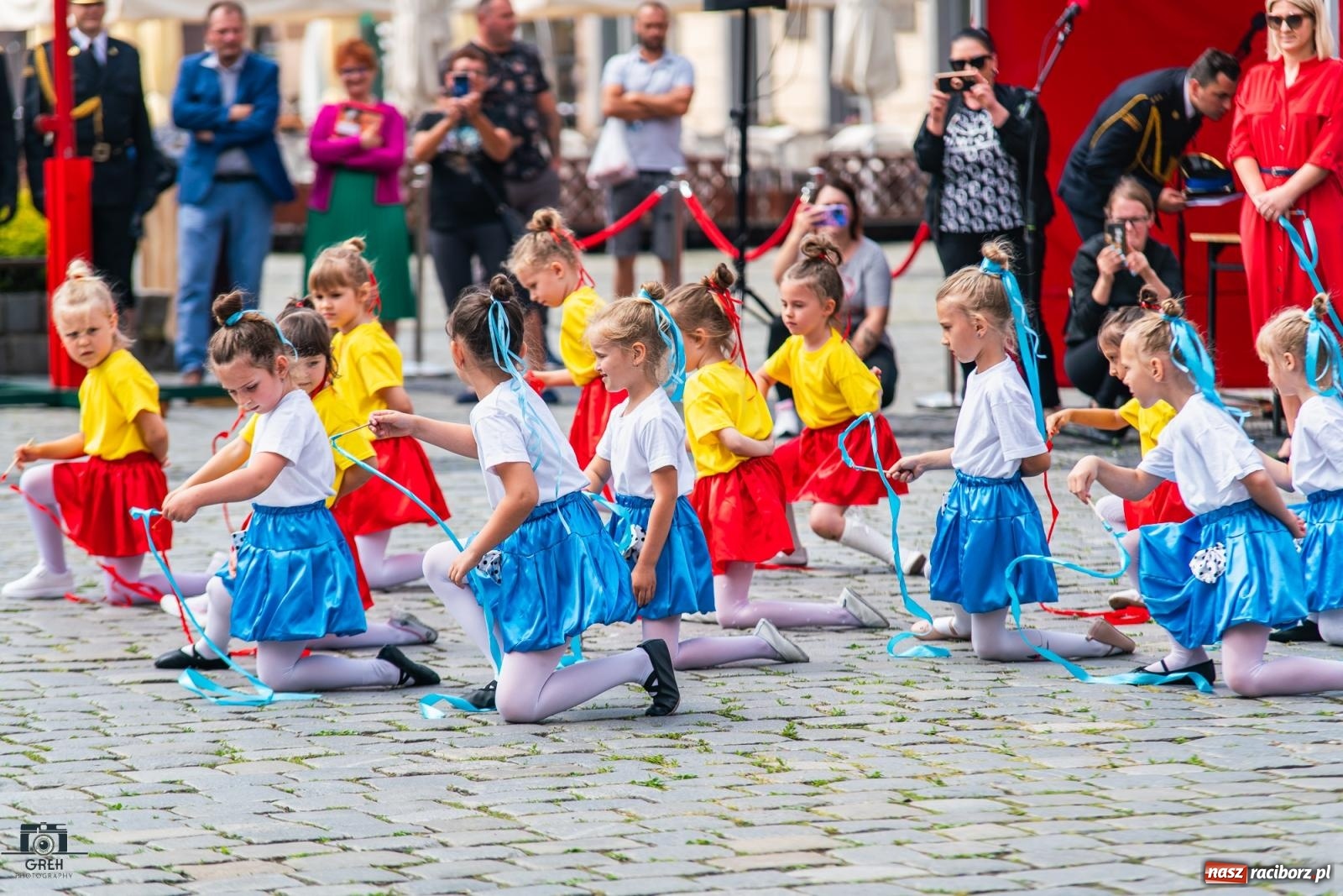Zdjęcie w galerii na portalu naszraciborz.pl: Strażackie święto na raciborskim Rynku [FOTO i WIDEO] wiadomości z regionu