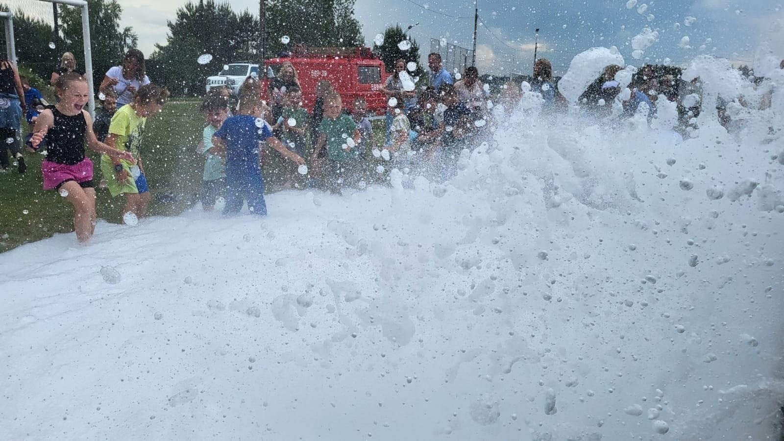 Zdjęcie w galerii na portalu naszraciborz.pl: Przedszkolny piknik w Brzozowym Gaju wiadomości z regionu