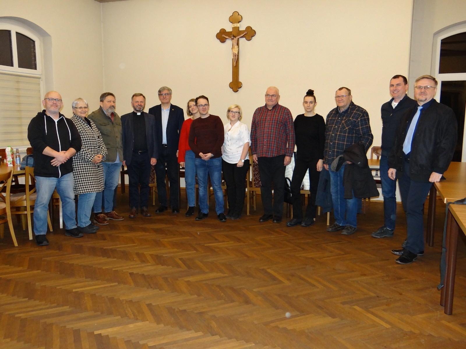 Zdjęcie w galerii na portalu naszraciborz.pl: Carl Ulitzka powinien wrócić do domu! Inicjatywa uhonorowania prałata Carla Ulitzki w Raciborzu wiadomości z regionu