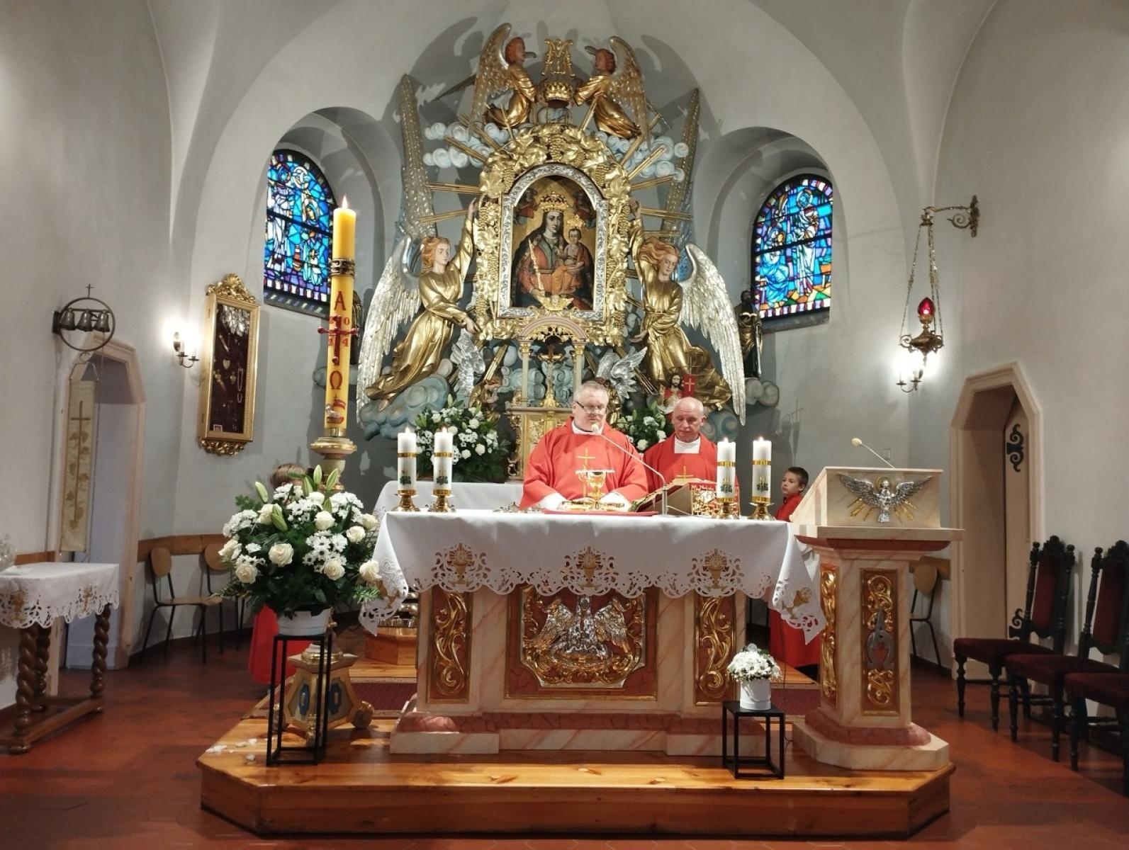 Zdjęcie w galerii na portalu naszraciborz.pl: 30-lecie kapłaństwa raszczyckiego proboszcza wiadomości z regionu