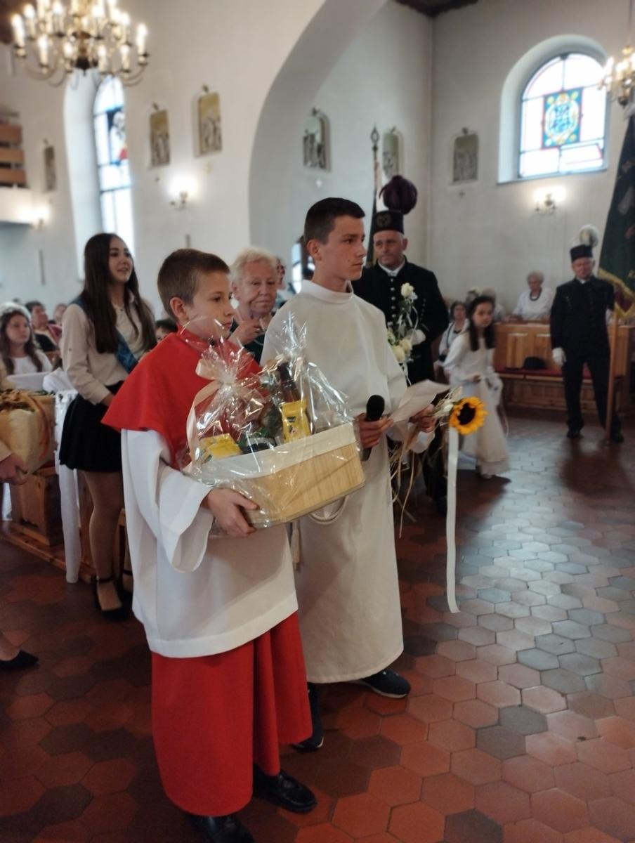 Zdjęcie w galerii na portalu naszraciborz.pl: 30-lecie kapłaństwa raszczyckiego proboszcza wiadomości z regionu