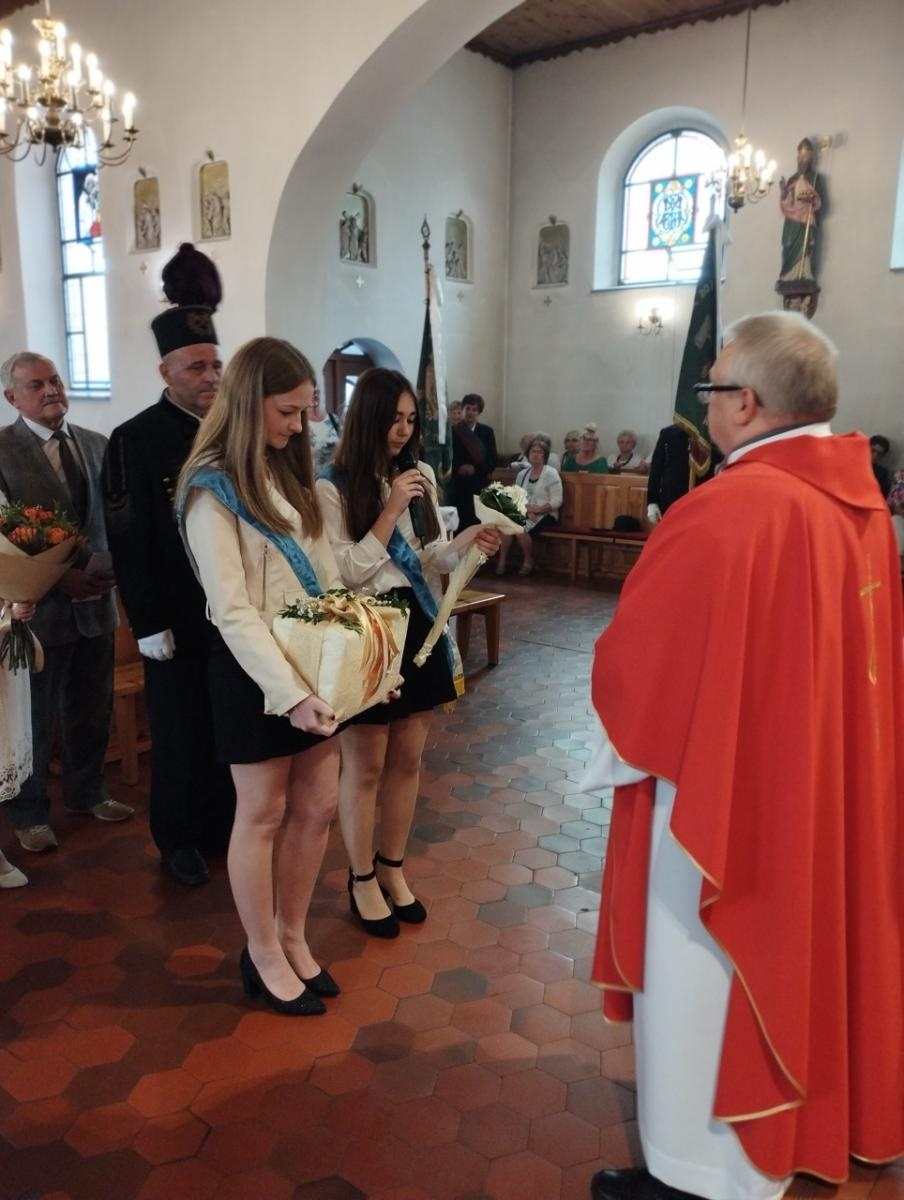 Zdjęcie w galerii na portalu naszraciborz.pl: 30-lecie kapłaństwa raszczyckiego proboszcza wiadomości z regionu