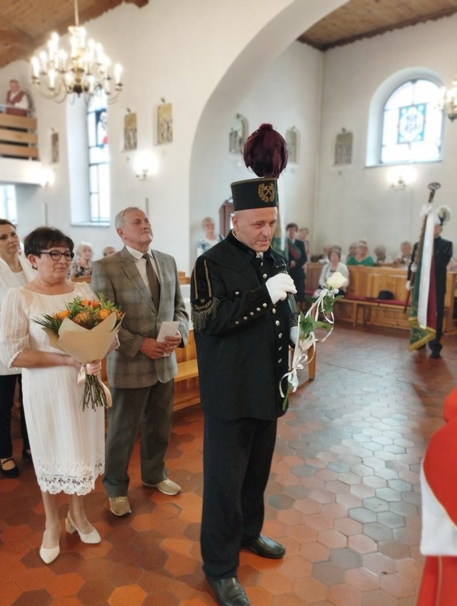 Zdjęcie w galerii na portalu naszraciborz.pl: 30-lecie kapłaństwa raszczyckiego proboszcza wiadomości z regionu