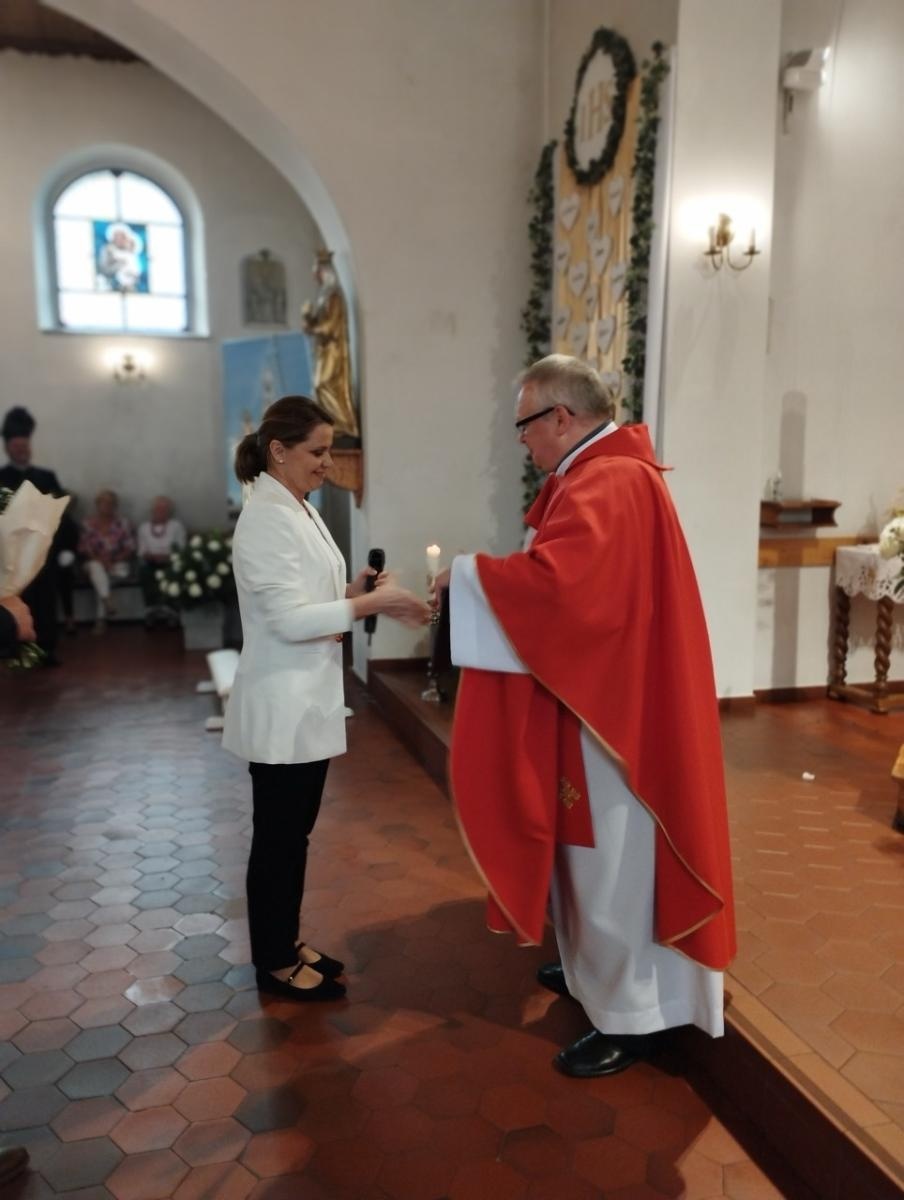 Zdjęcie w galerii na portalu naszraciborz.pl: 30-lecie kapłaństwa raszczyckiego proboszcza wiadomości z regionu