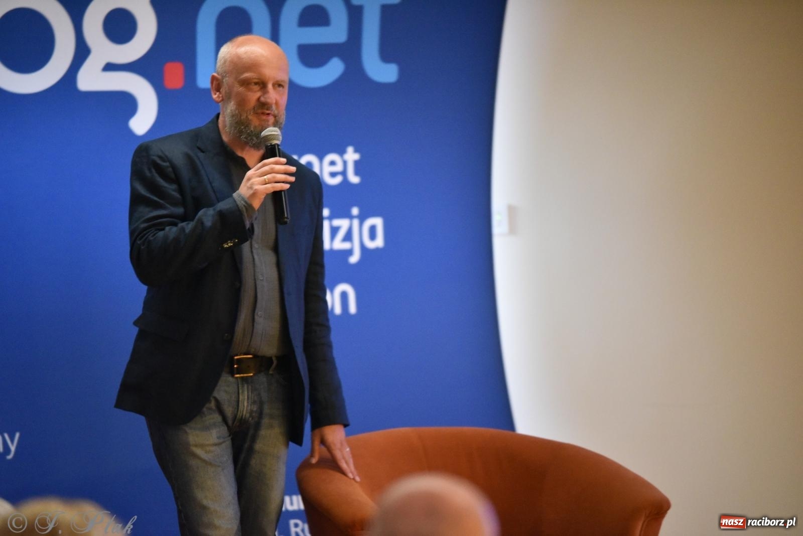 Zdjęcie w galerii na portalu naszraciborz.pl: Zamkowa noc i przejazdy bryczką [FOTO i WIDEO] wiadomości z regionu