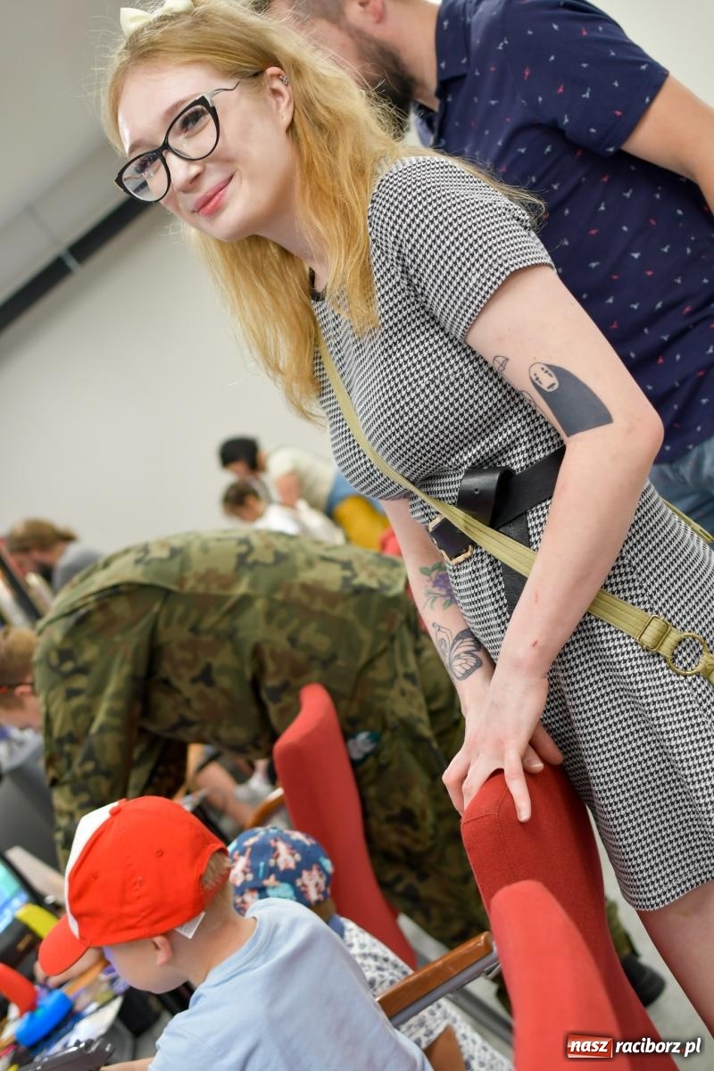 Zdjęcie w galerii na portalu naszraciborz.pl: @ZAMEK. W dawnej siedzibie Piastów trwa festiwal gamingowy wiadomości z regionu