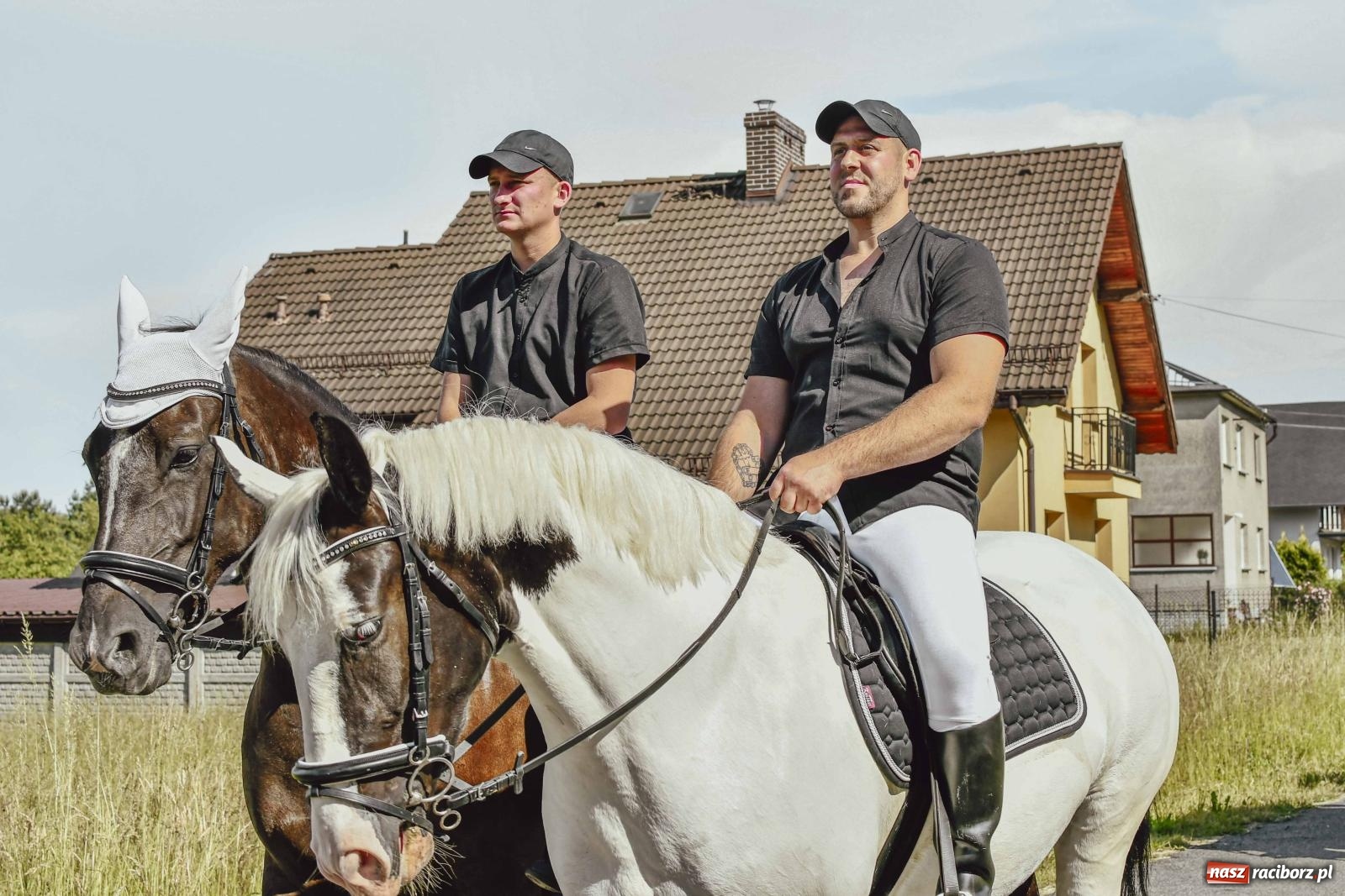 Zdjęcie w galerii na portalu naszraciborz.pl: W Brzeziu dochowali tradycji. Procesja na św. Urbana wiadomości z regionu