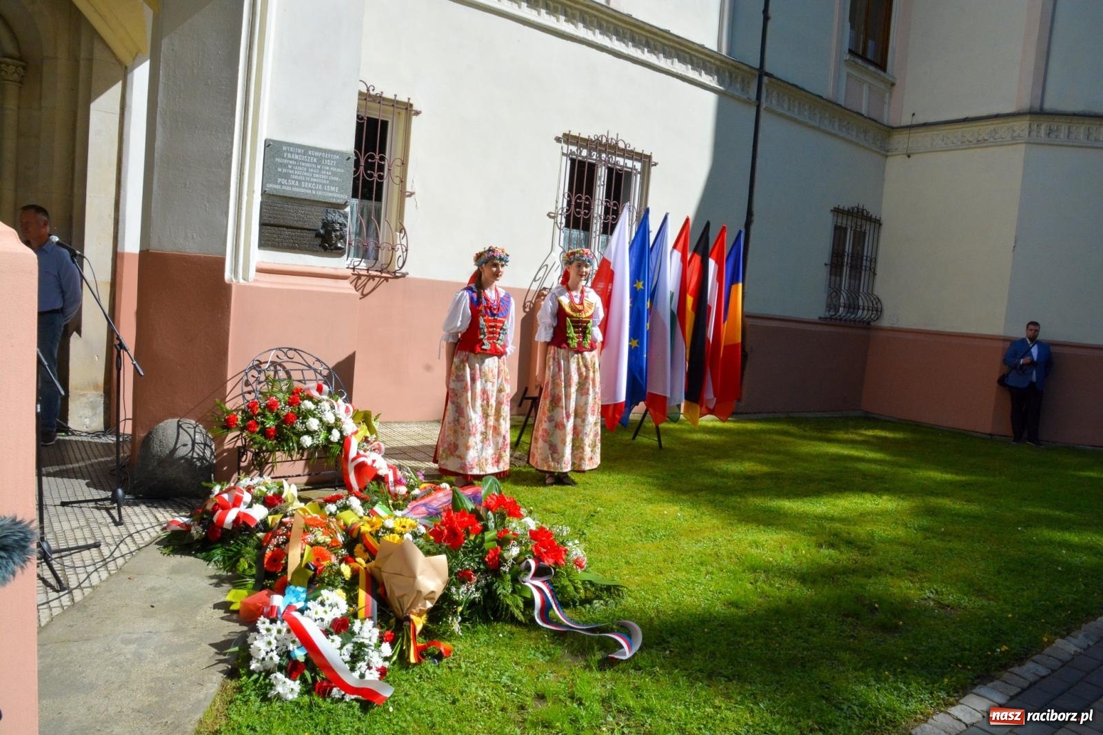 Zdjęcie w galerii na portalu naszraciborz.pl: Międzynarodowe spotkanie z wirtuozami w tle wiadomości z regionu