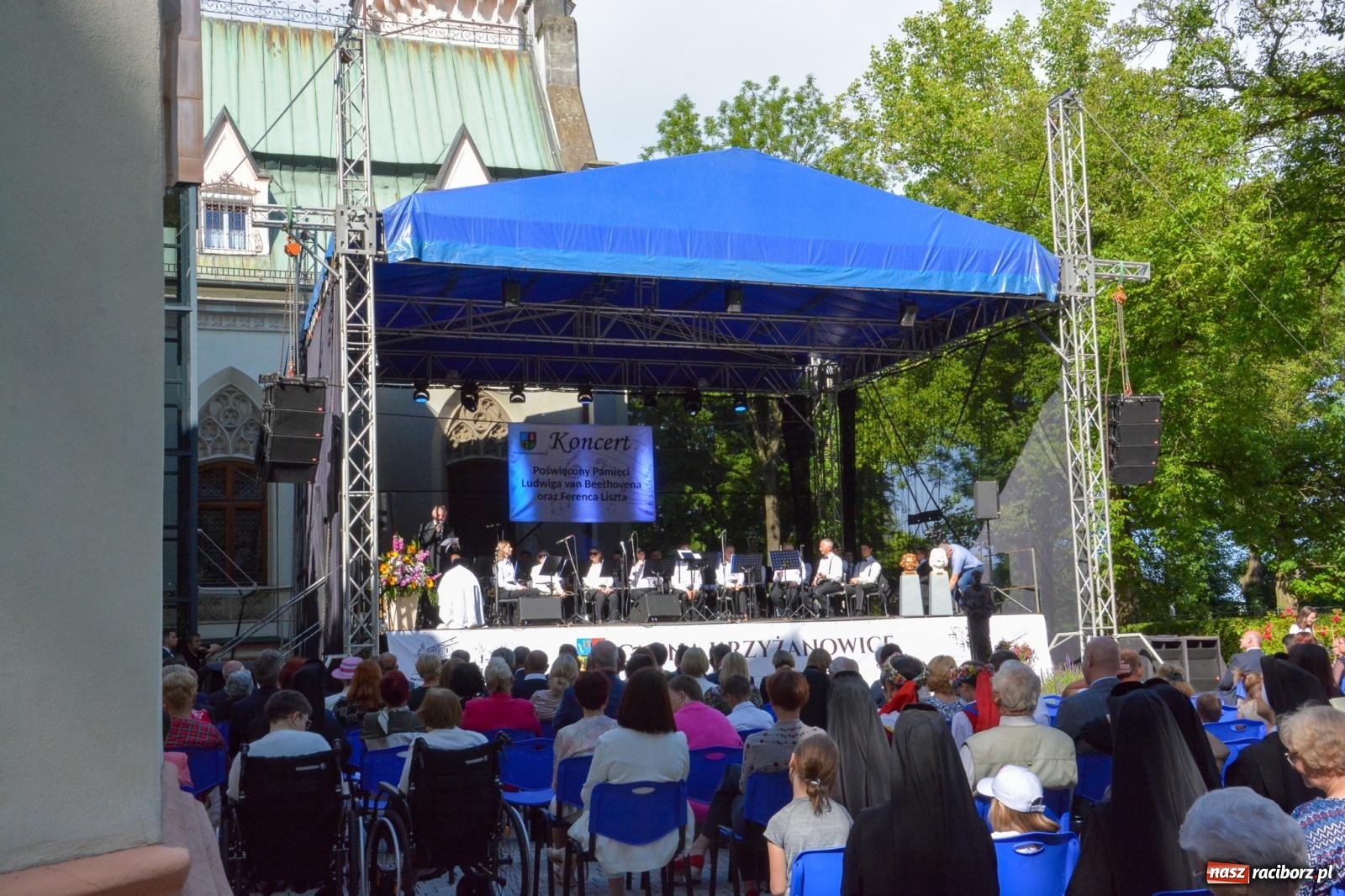Zdjęcie w galerii na portalu naszraciborz.pl: Międzynarodowe spotkanie z wirtuozami w tle wiadomości z regionu